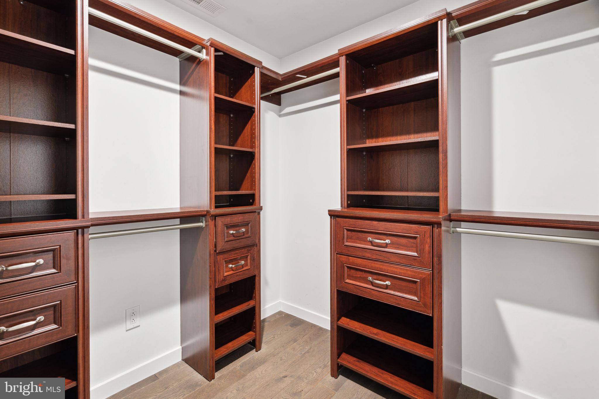 BELLA VISTA - Residential