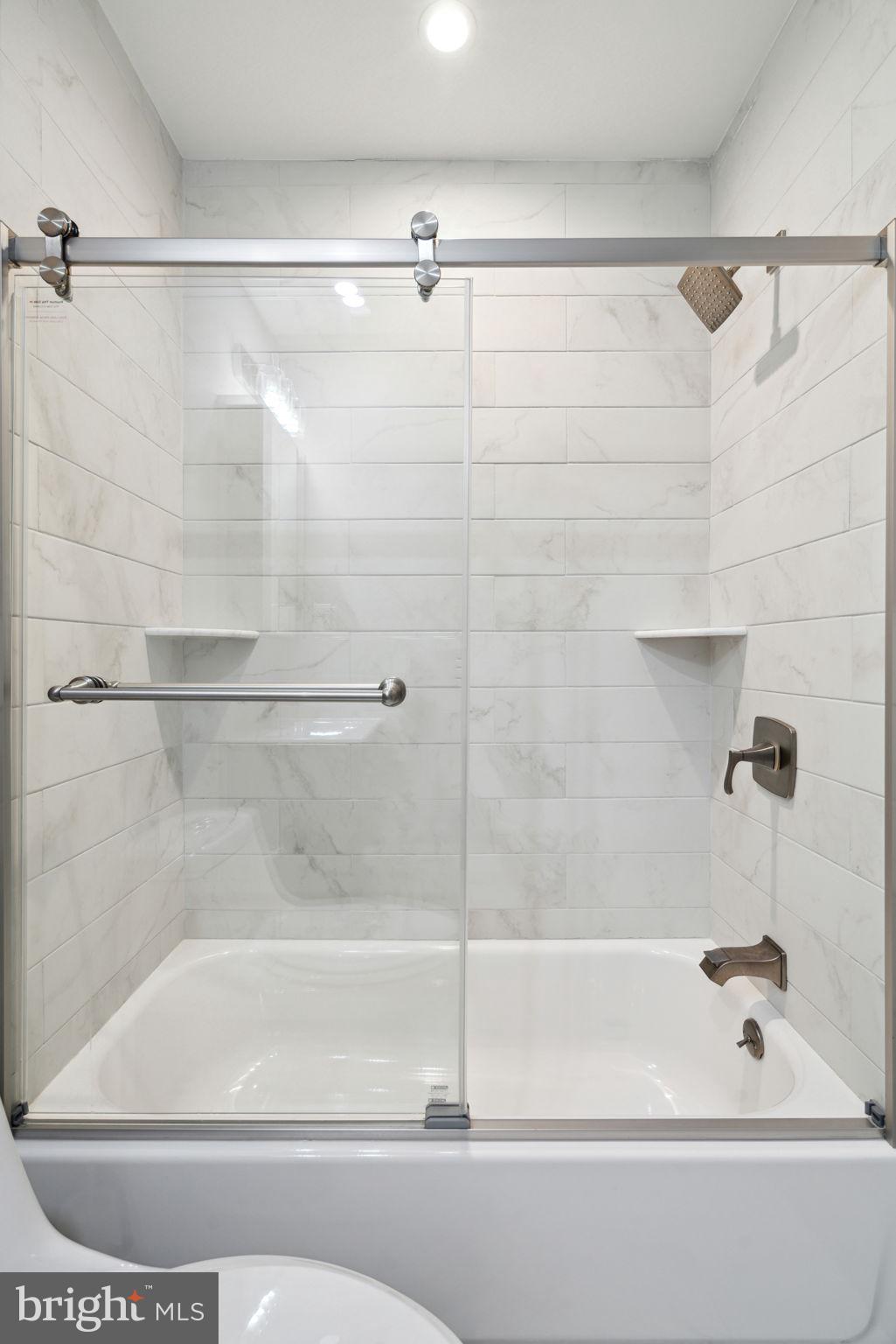 BELLA VISTA - Residential