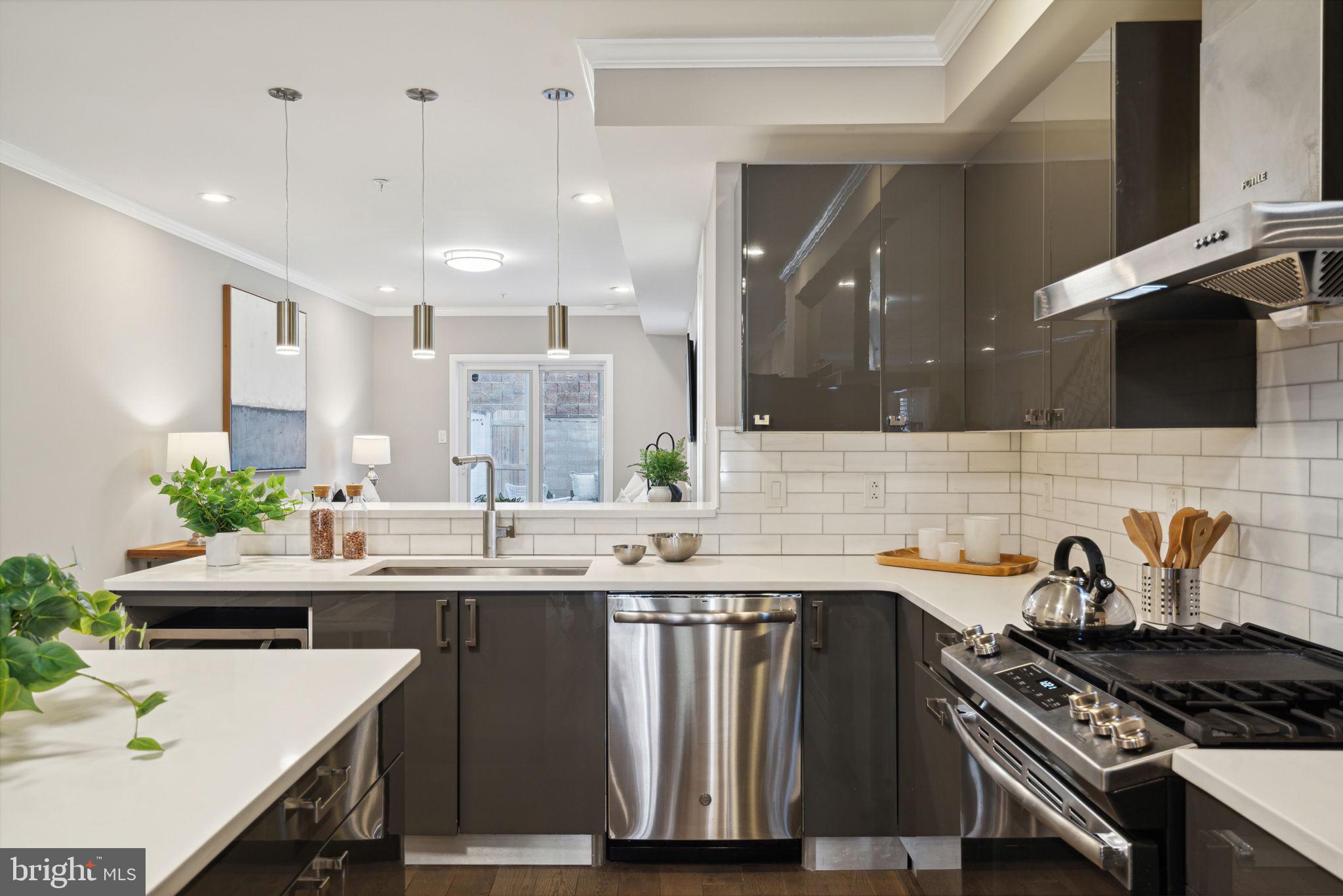 BELLA VISTA - Residential