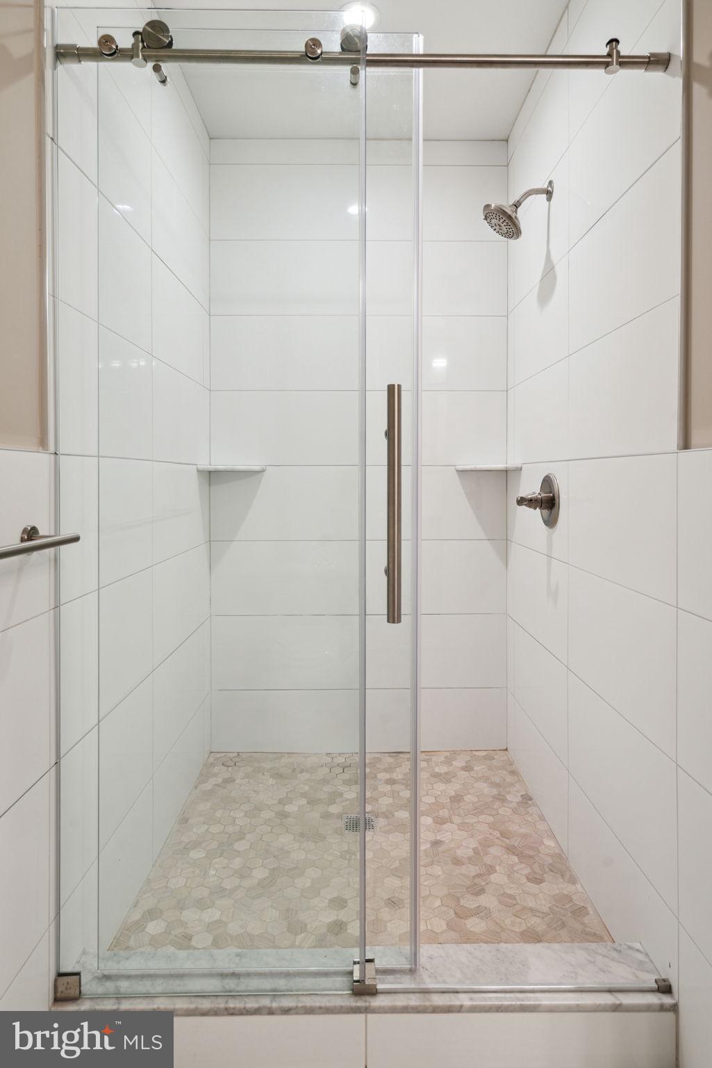 BELLA VISTA - Residential