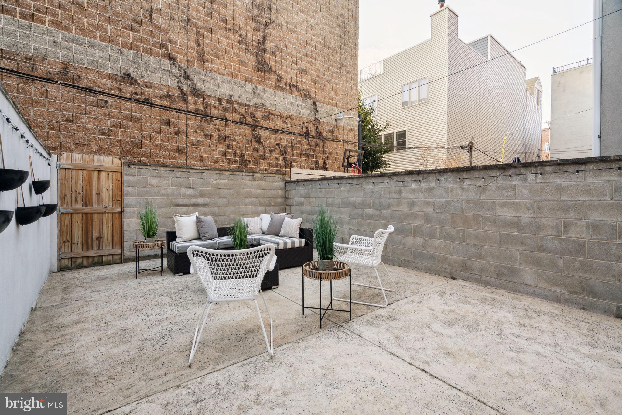 BELLA VISTA - Residential