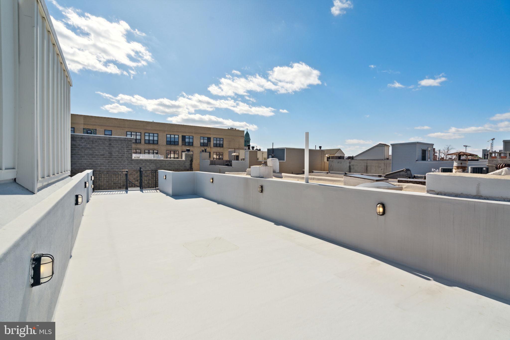 BELLA VISTA - Residential