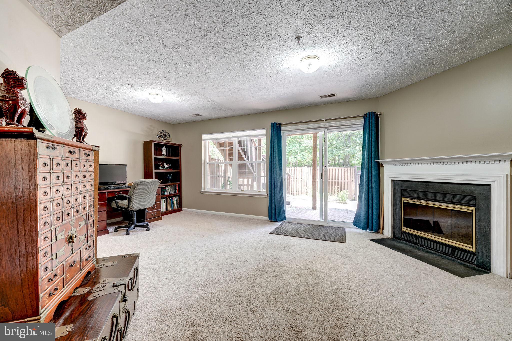 SUMMERS RUN - Residential