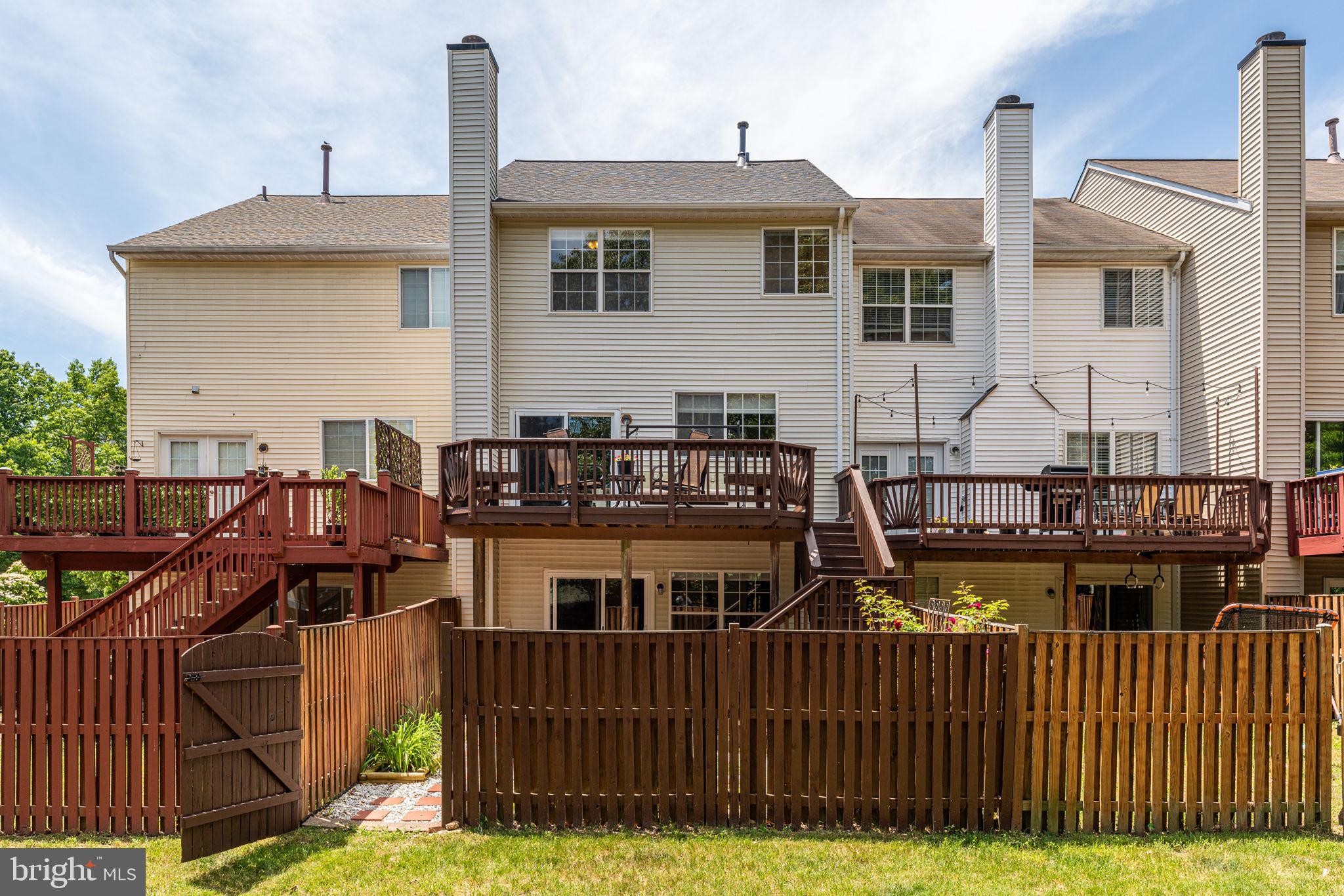 SUMMERS RUN - Residential