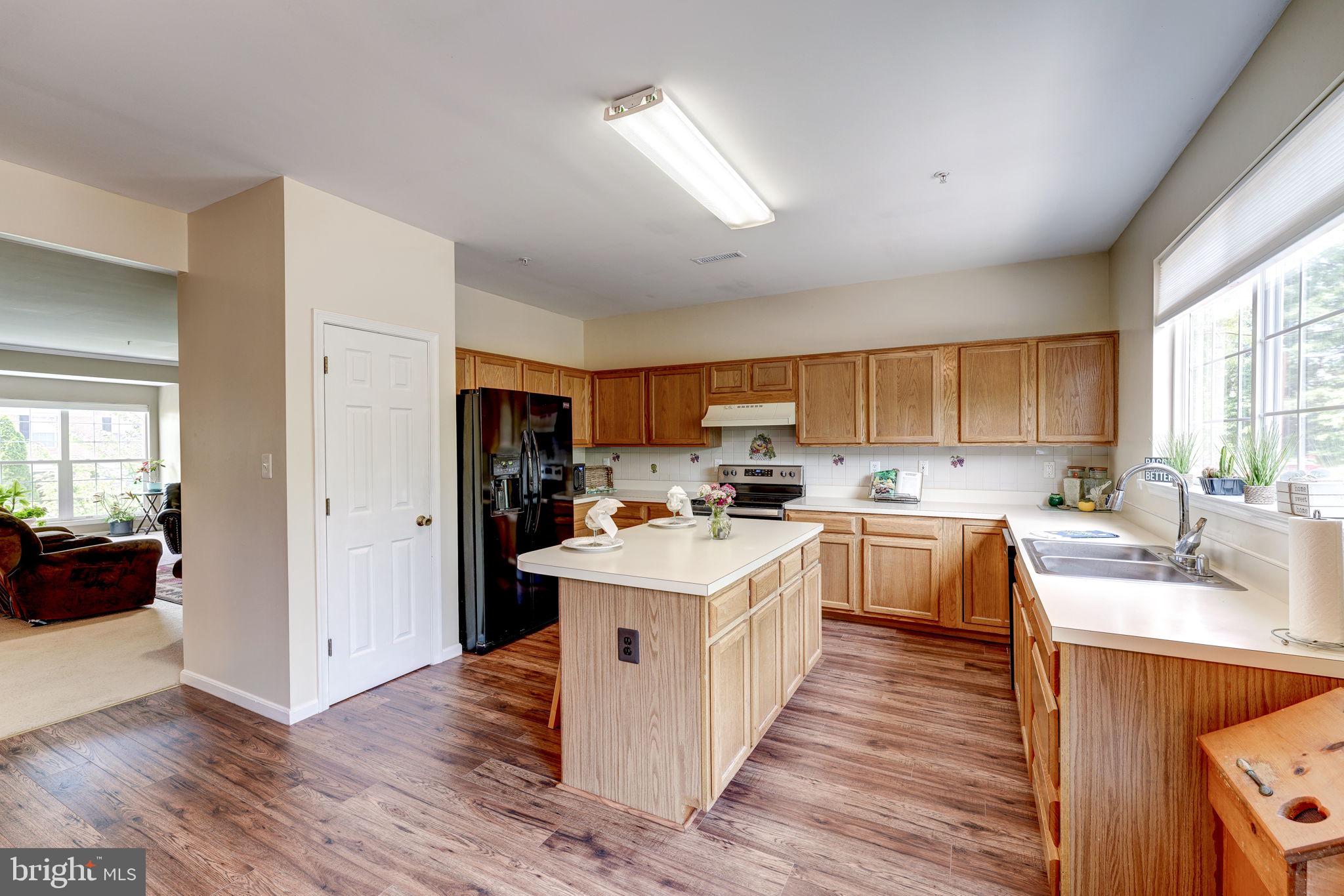 SUMMERS RUN - Residential