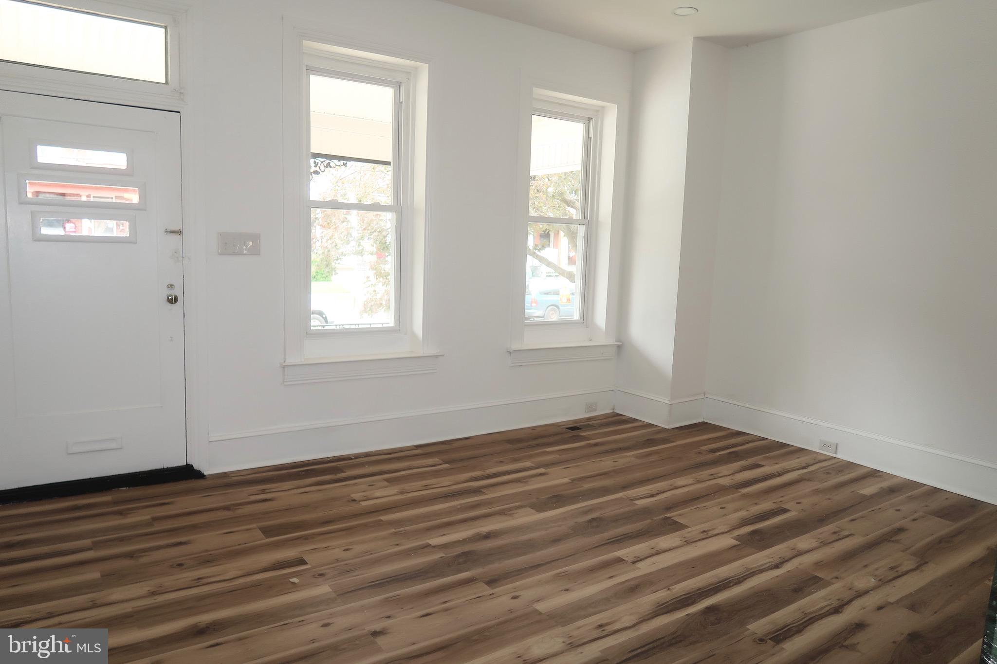 722 W KING STREET