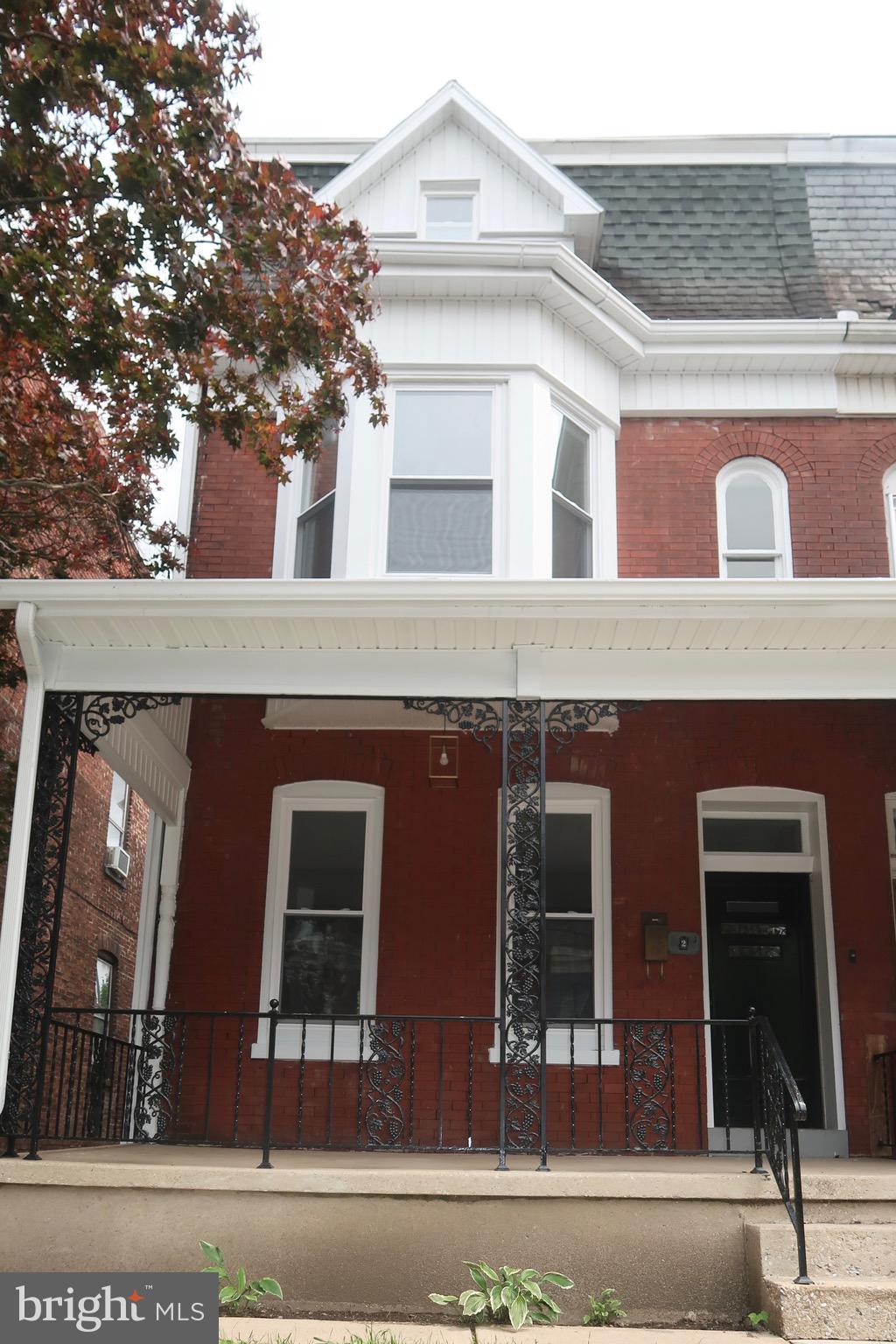 722 W KING STREET
