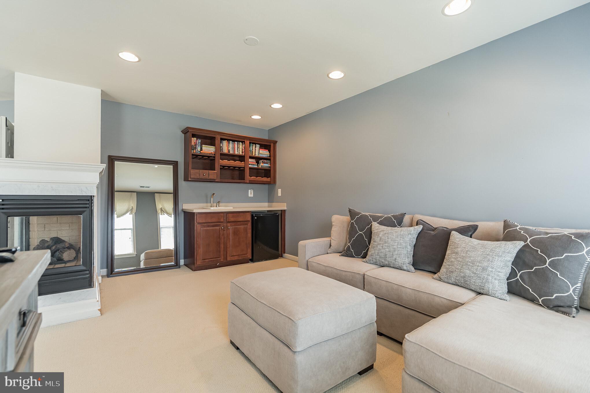 BLUE RIDGE FARMS - Residential