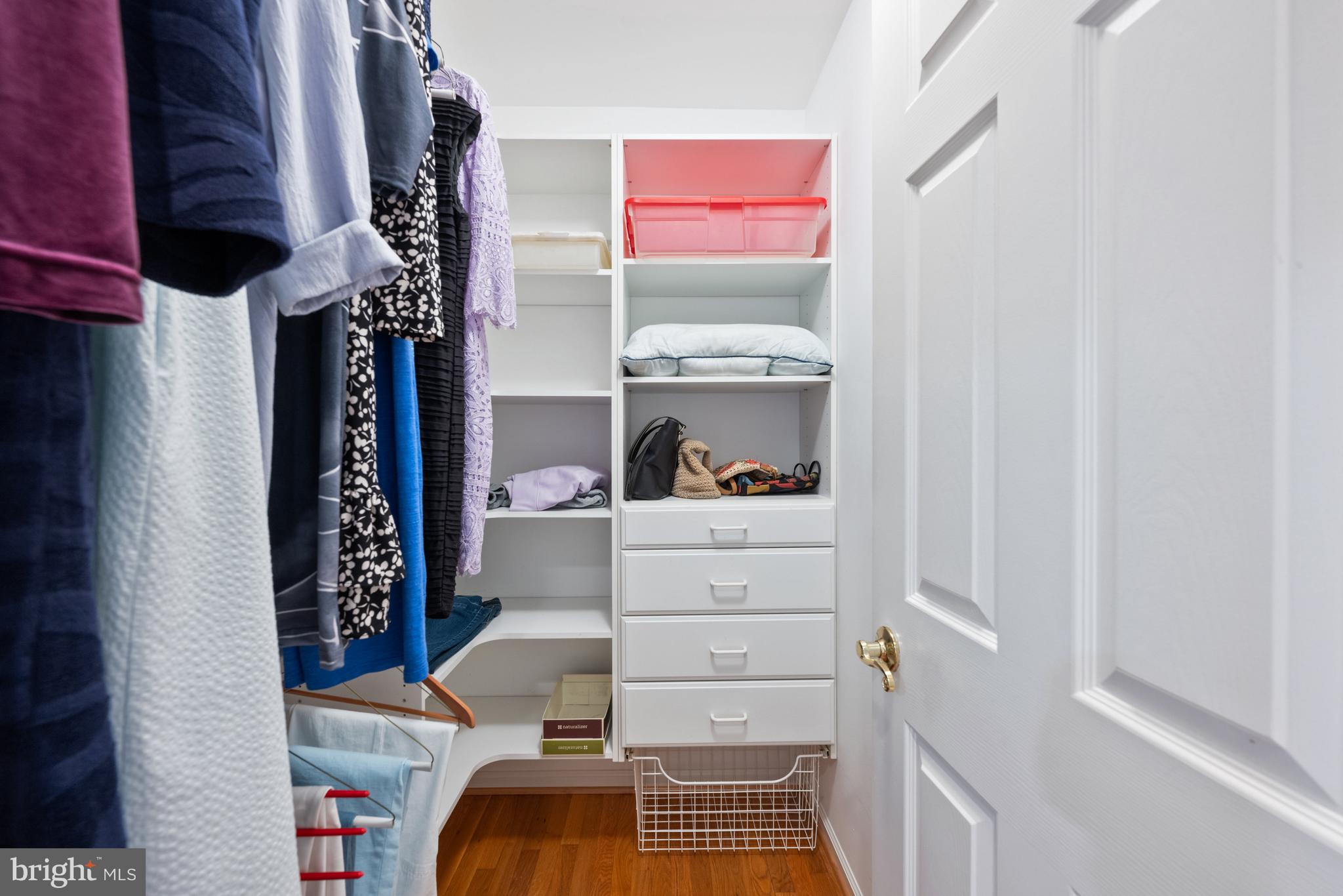 AVENEL - Residential