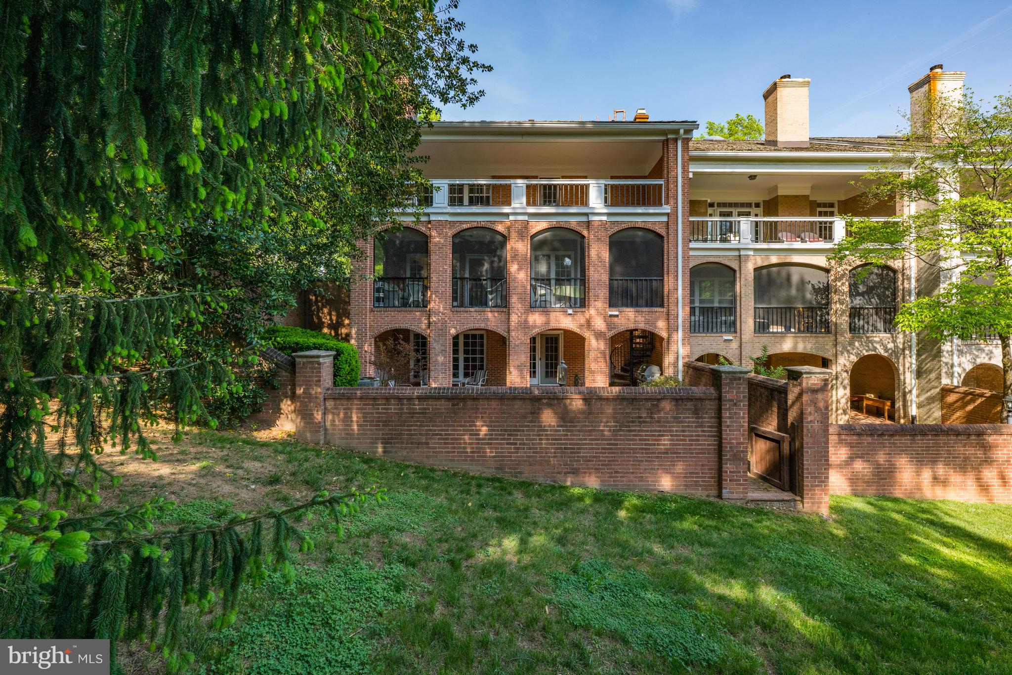 AVENEL - Residential