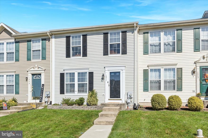 Welcome to 1211 Hunter Lane, located in the highly desirable Perkiomen Crossing community. This charming two-story townhome offers 2 bedrooms, 1.5 baths, and a finished basement, perfect for additional living space or storage. The home is ideally situated near Green Lane Park, the Perkiomen Trail, and the Philadelphia Premium Outlets, offering a blend of nature and convenience.

Step inside to a spacious living room with beautiful hardwood floors and an abundance of natural light. The kitchen, complete with tile flooring, flows seamlessly into a cozy breakfast room, perfect for casual dining. Upstairs, the two carpeted bedrooms feature ample closet space, and the primary bedroom conveniently connects to the hall bathroom. Laundry room is located in the basement level.

With its great location and functional layout, 1211 Hunter Lane is the perfect place to call home.