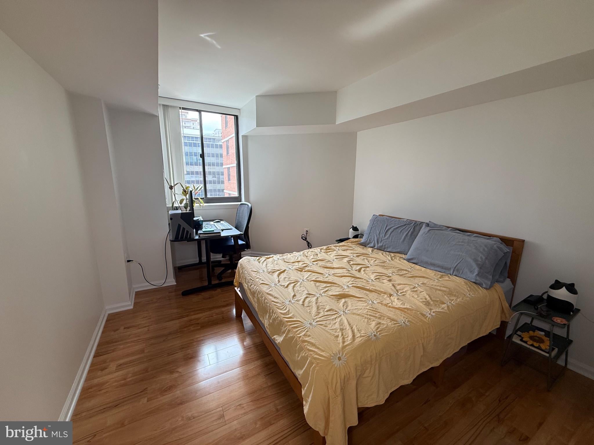 1001 N RANDOLPH STREET 712