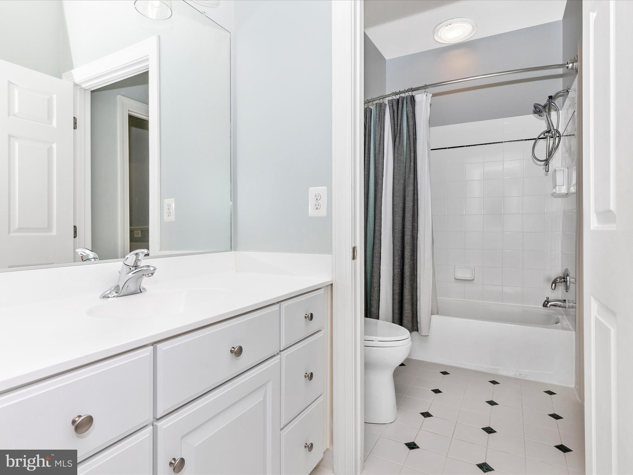 LAYTONSVILLE OUTSIDE - Residential