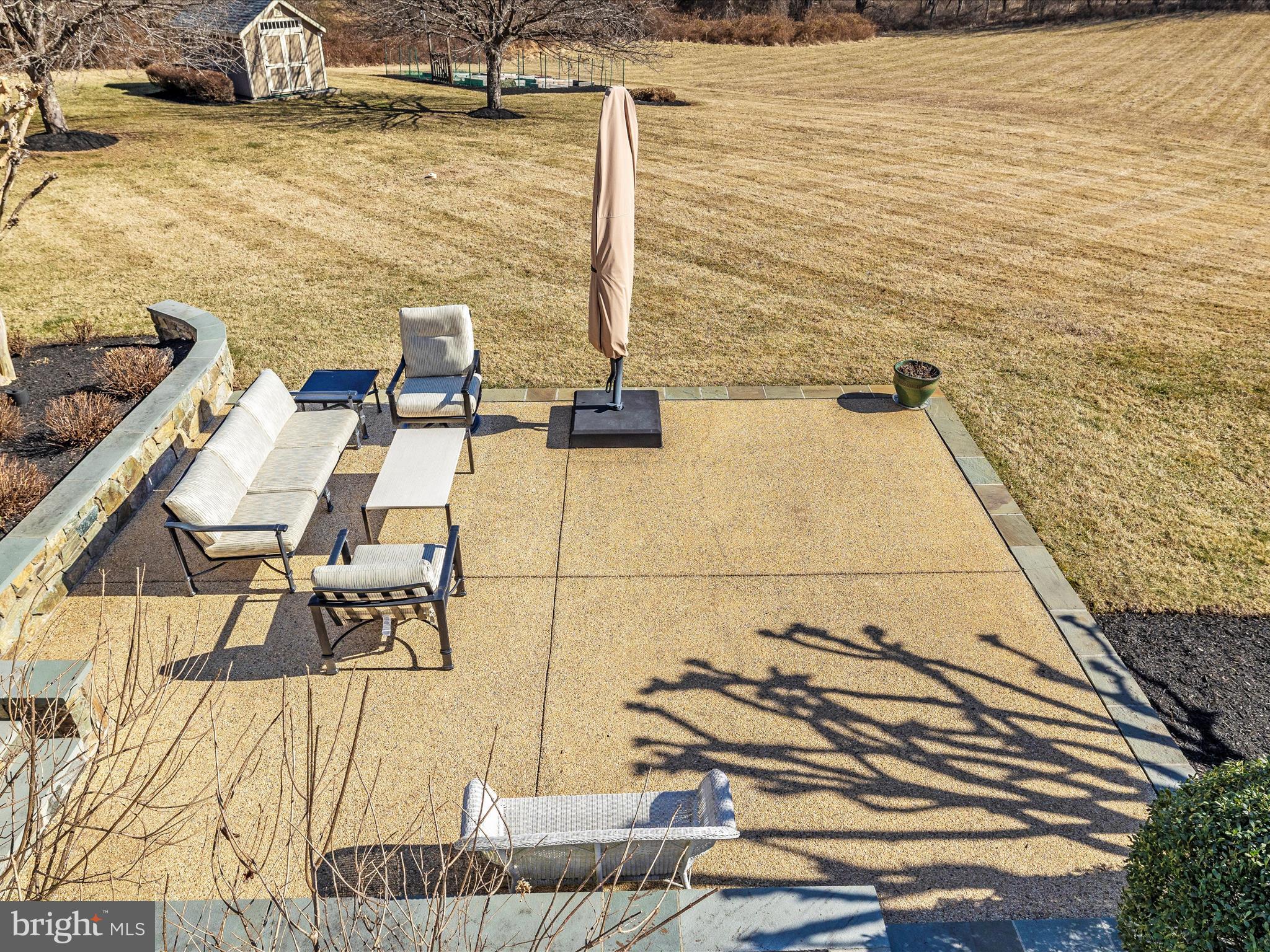 LAYTONSVILLE OUTSIDE - Residential