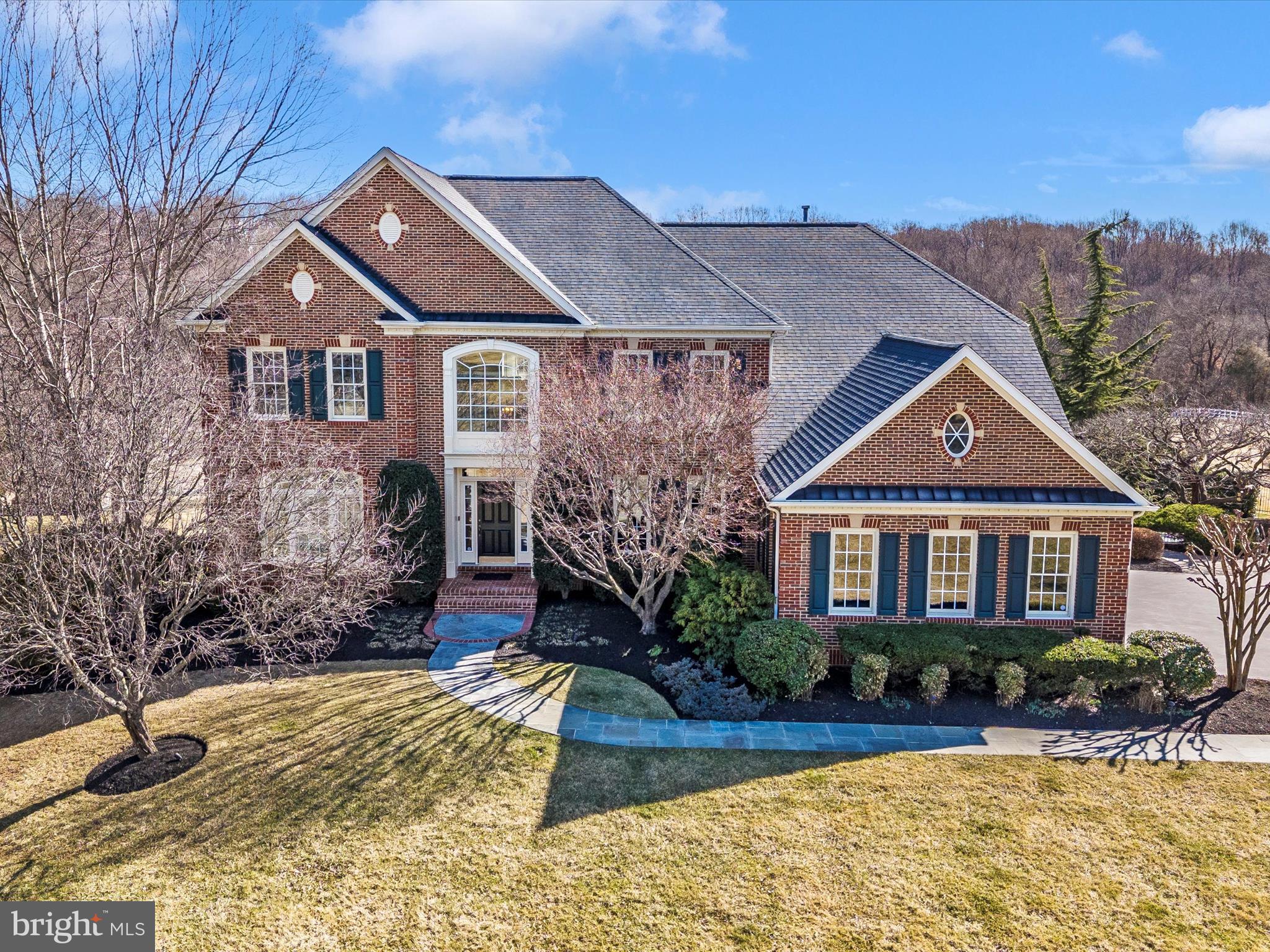 LAYTONSVILLE OUTSIDE - Residential