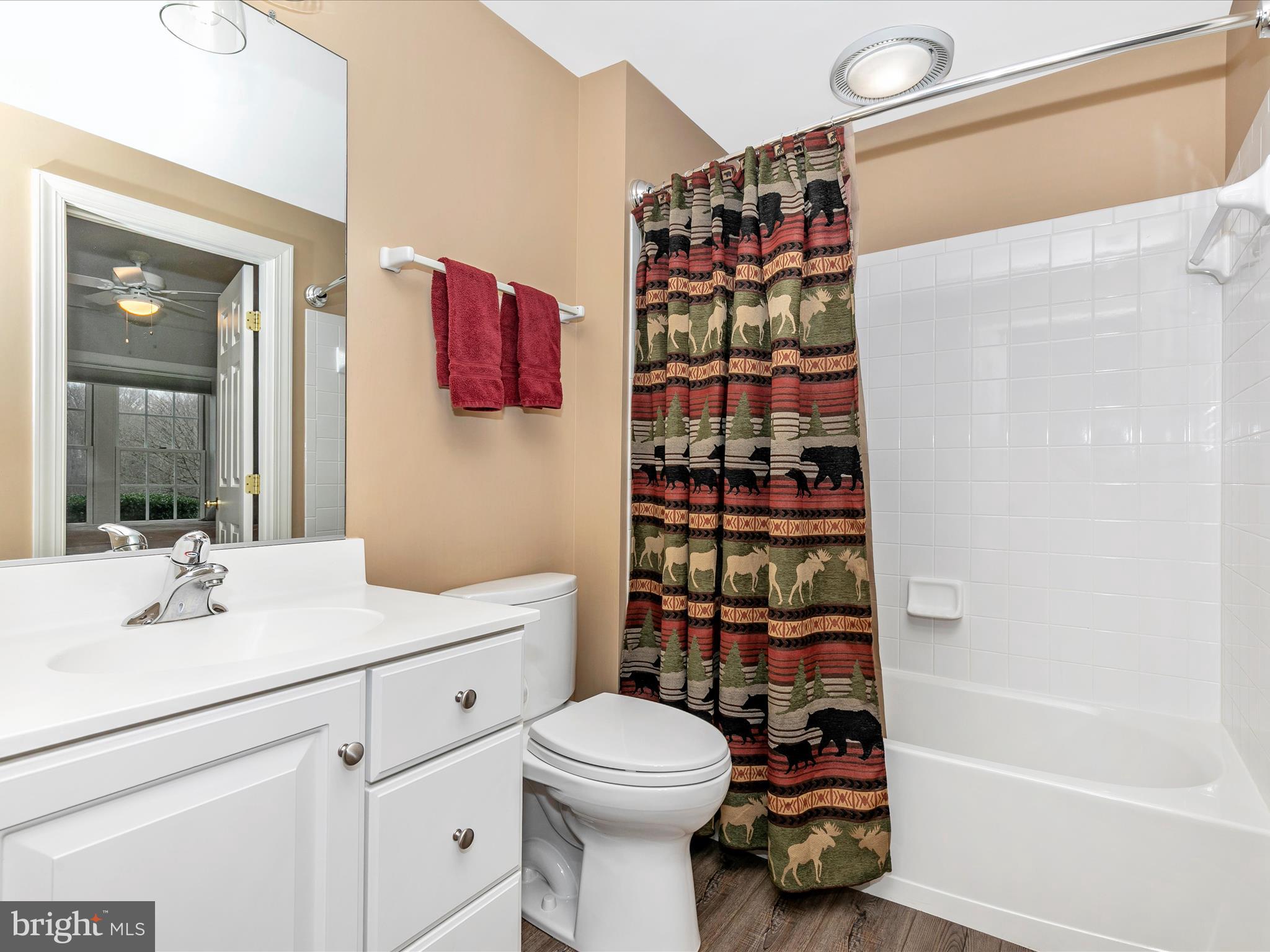 LAYTONSVILLE OUTSIDE - Residential