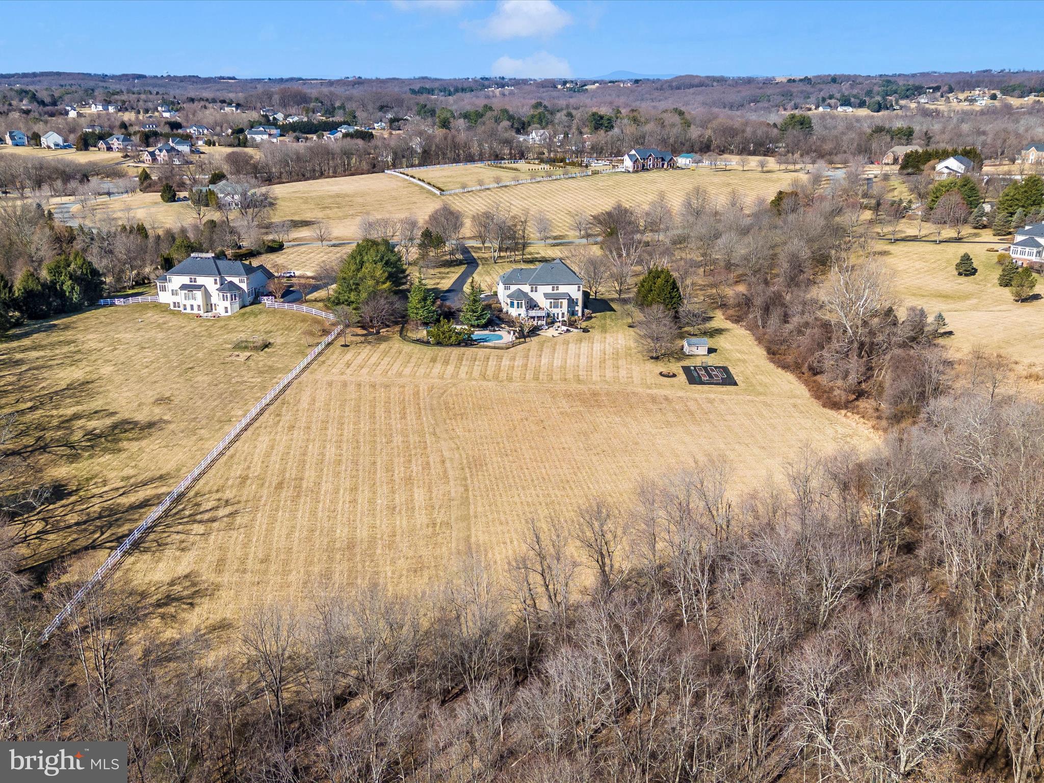 LAYTONSVILLE OUTSIDE - Residential