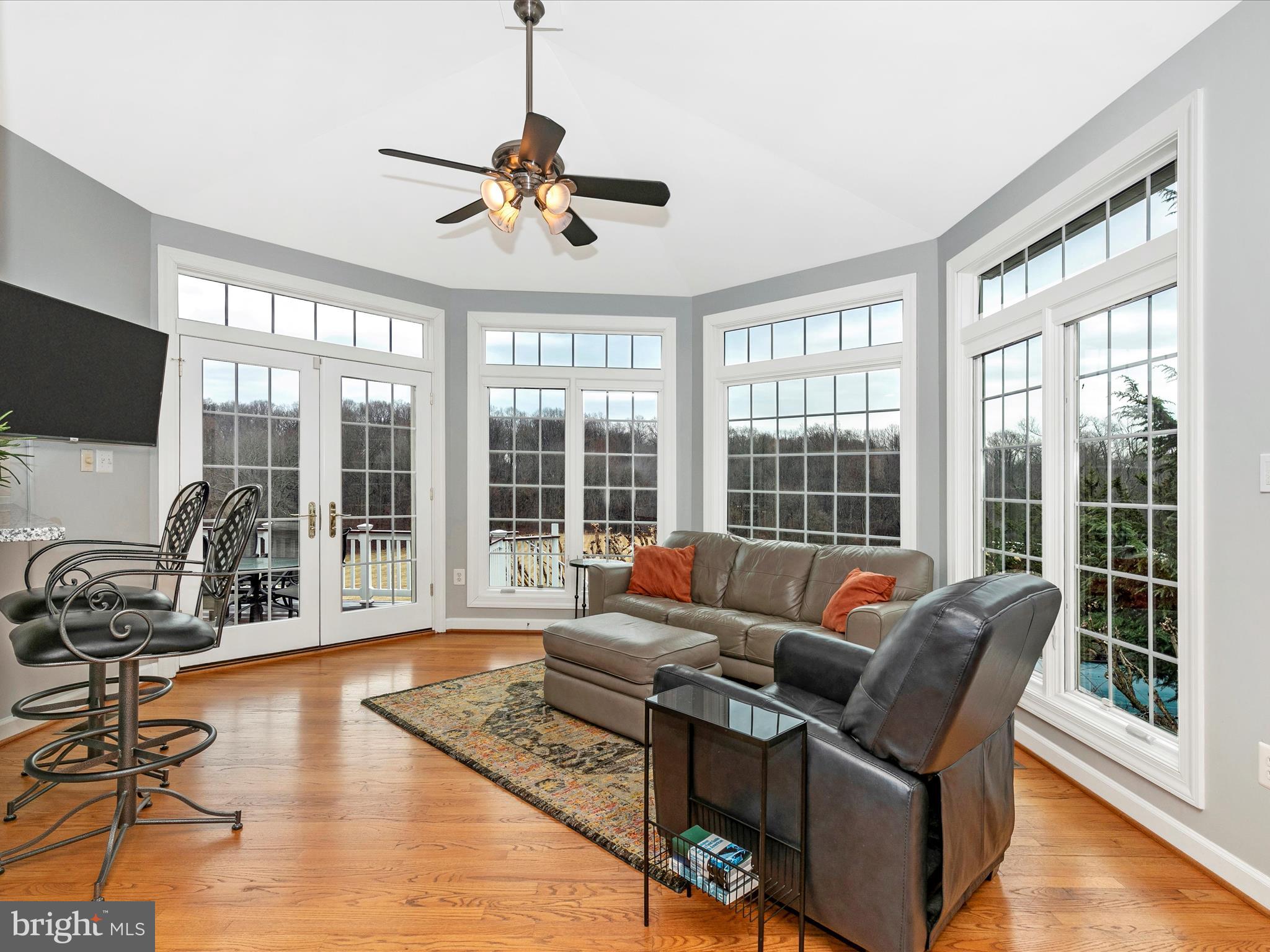 LAYTONSVILLE OUTSIDE - Residential