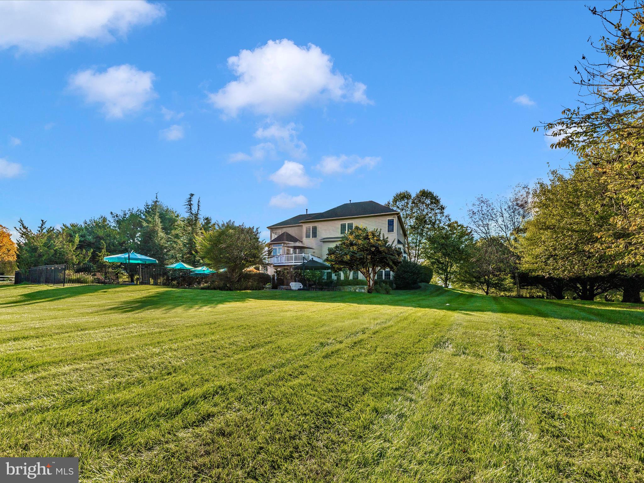 LAYTONSVILLE OUTSIDE - Residential