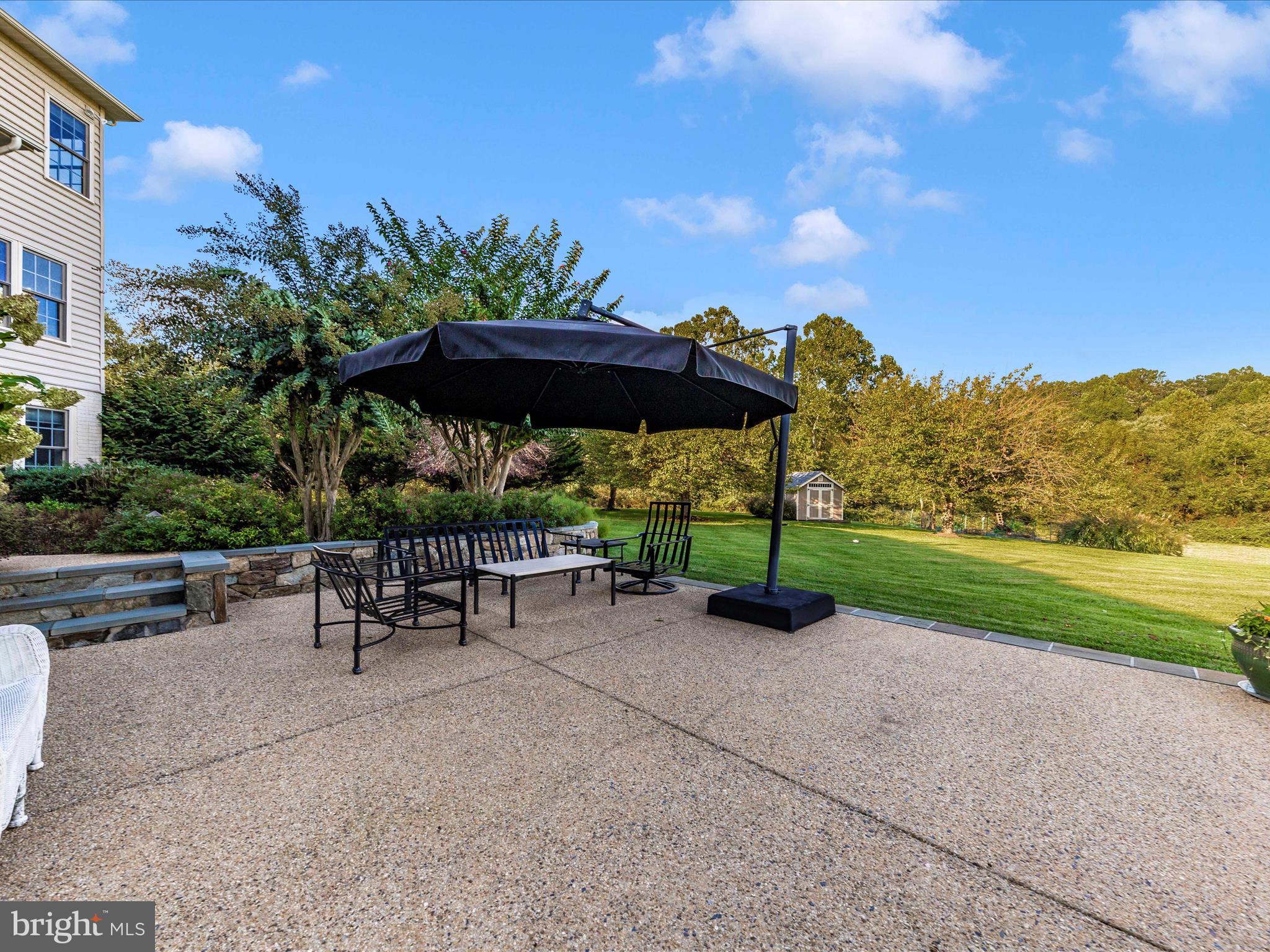 LAYTONSVILLE OUTSIDE - Residential