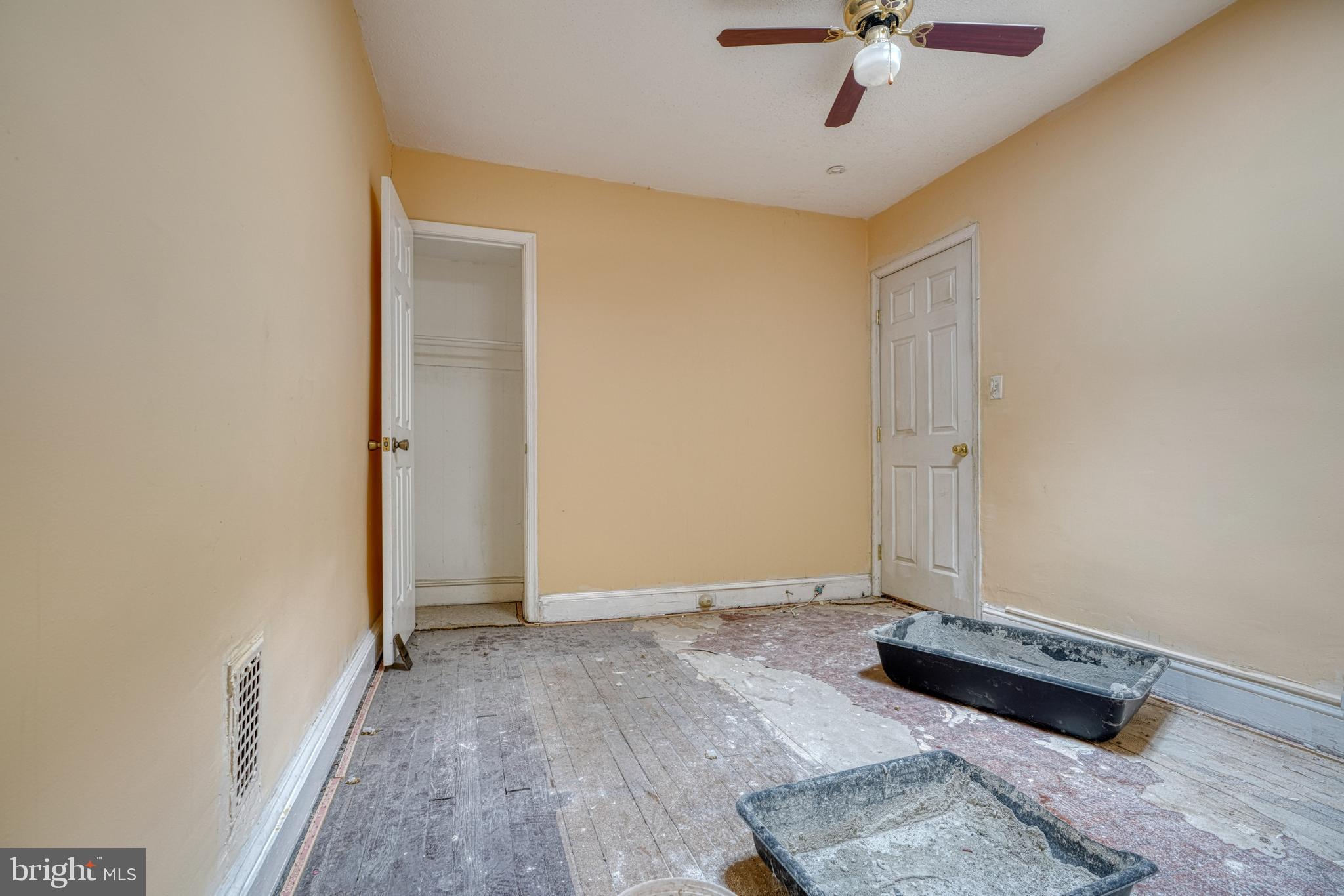 MONDAWMIN - Residential