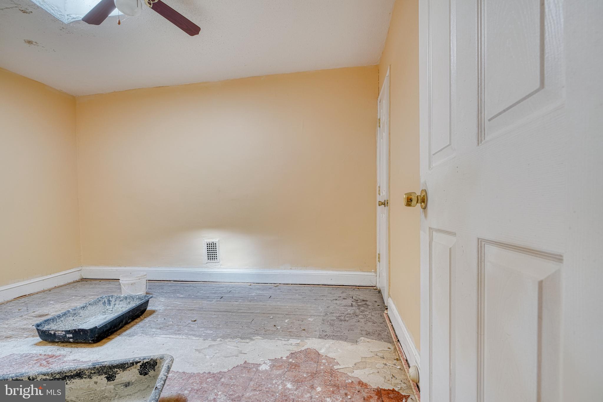 MONDAWMIN - Residential