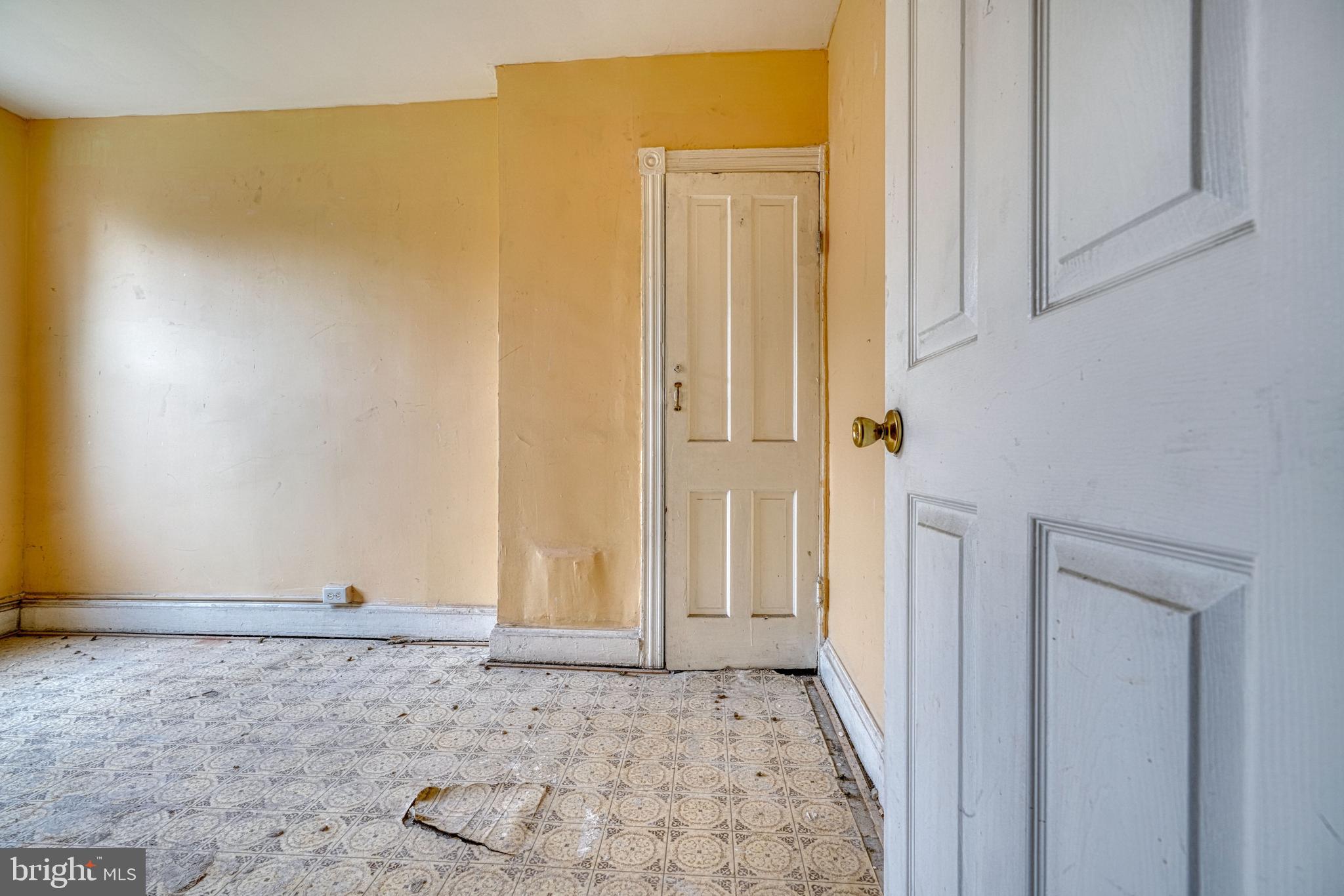 MONDAWMIN - Residential