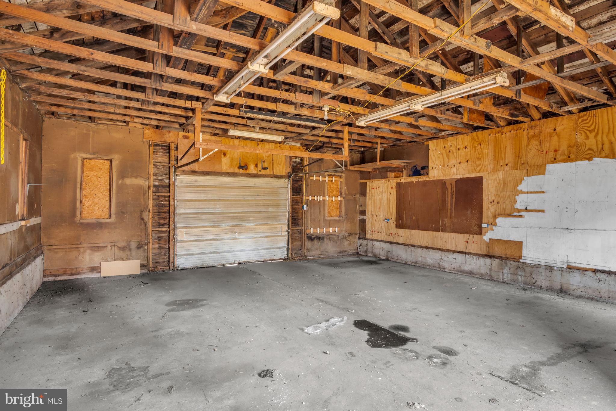 NEWPORT - Residential