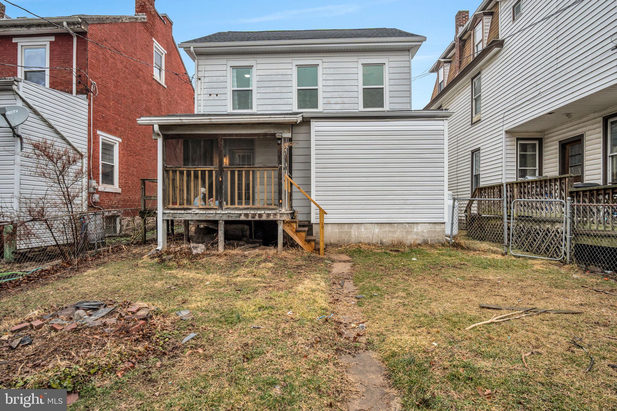 NEWPORT - Residential