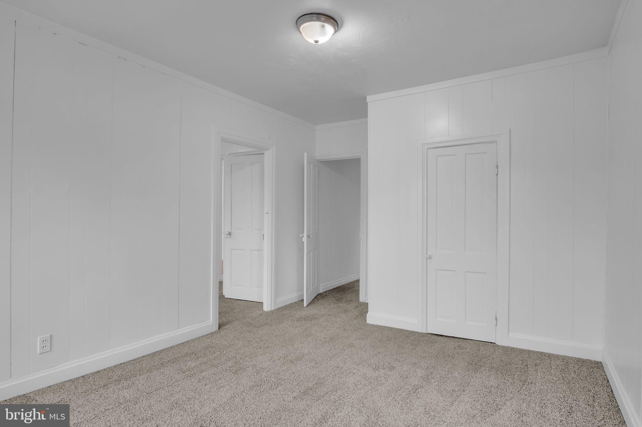 NEWPORT - Residential