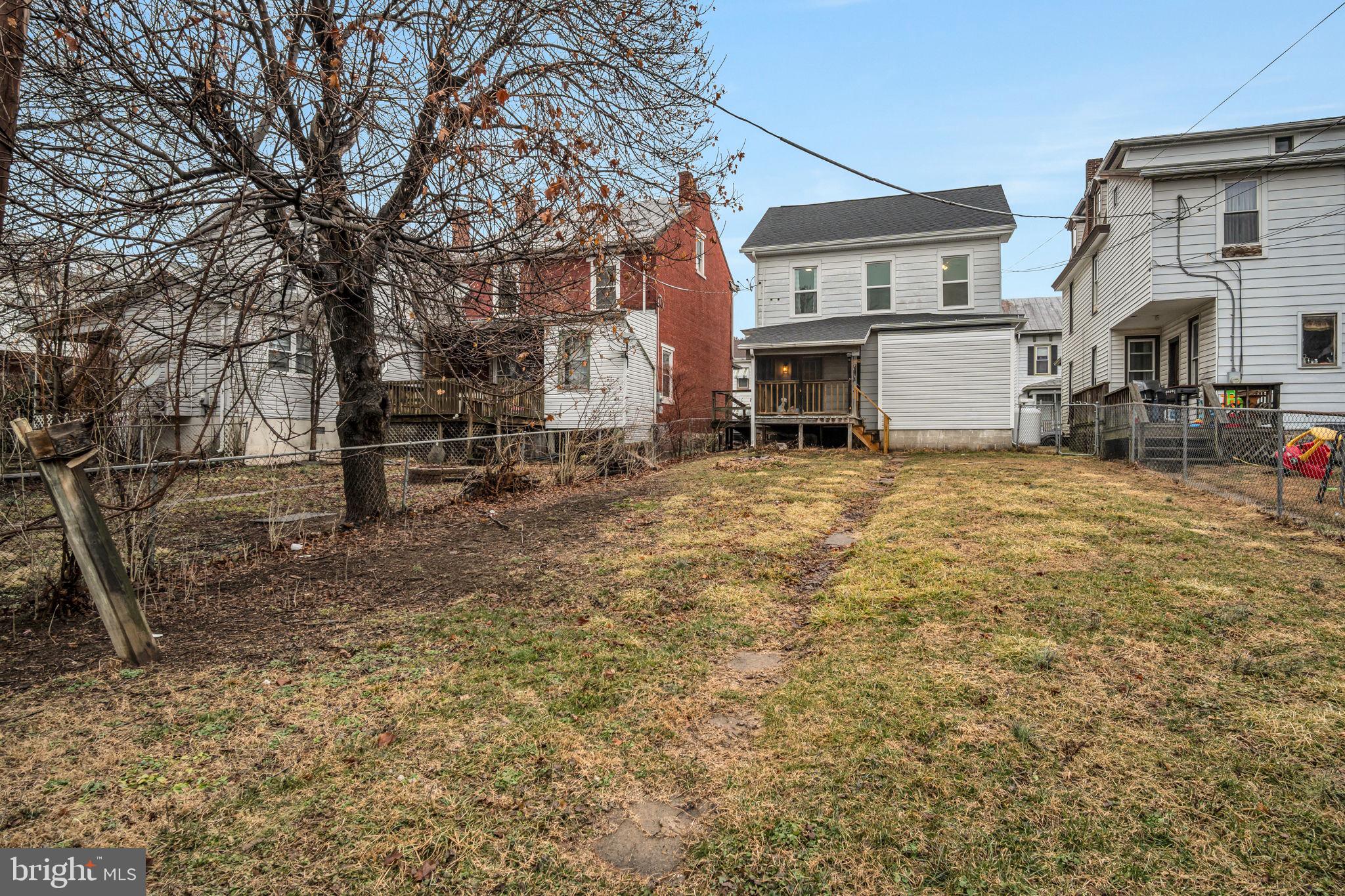 NEWPORT - Residential