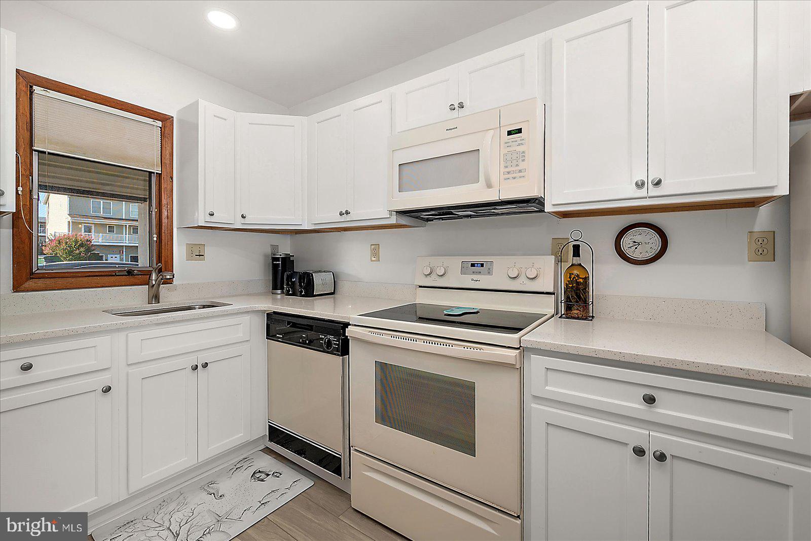 616 SALT SPRAY ROAD 6