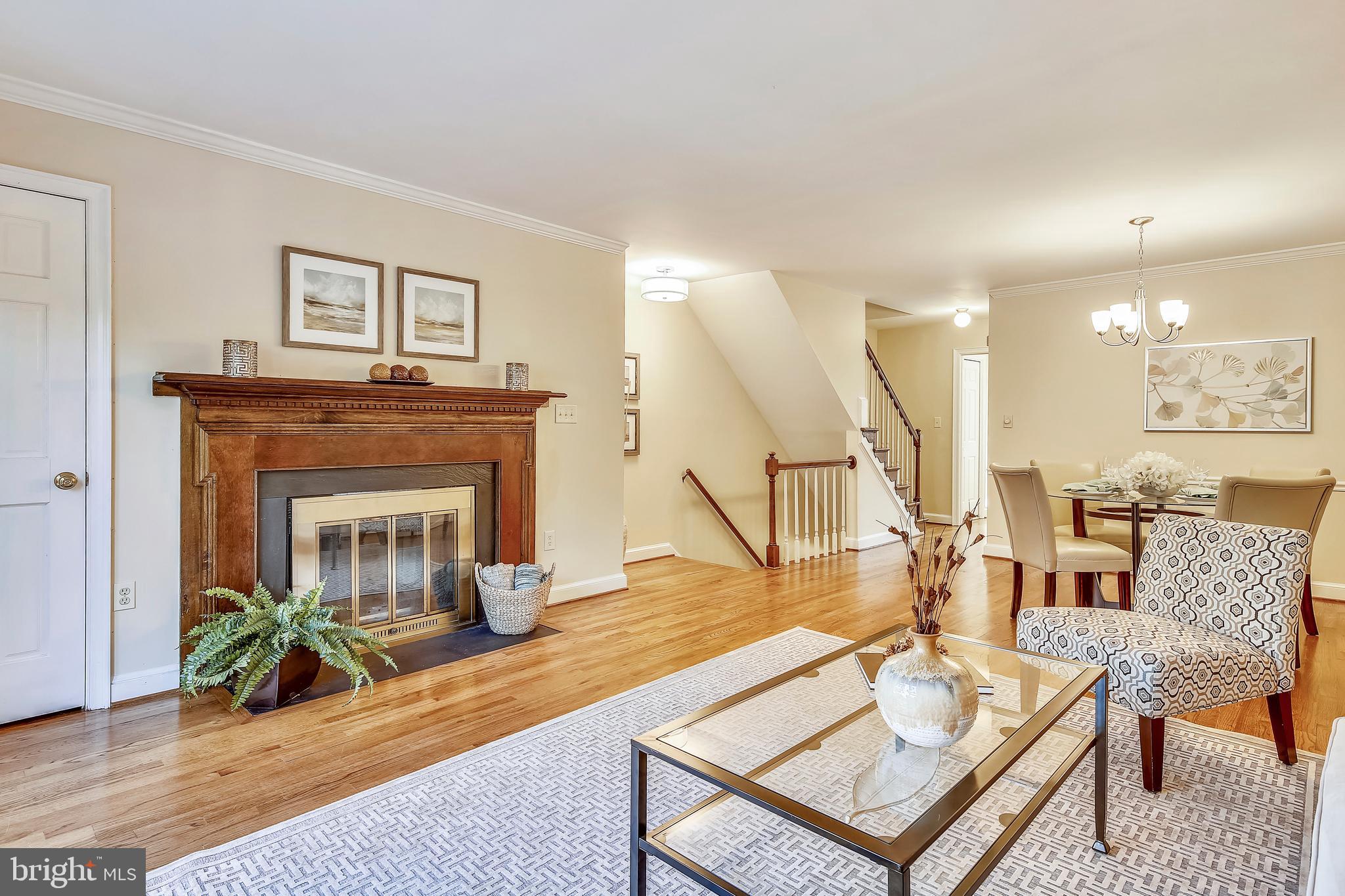 SHUTERS HILL - Residential