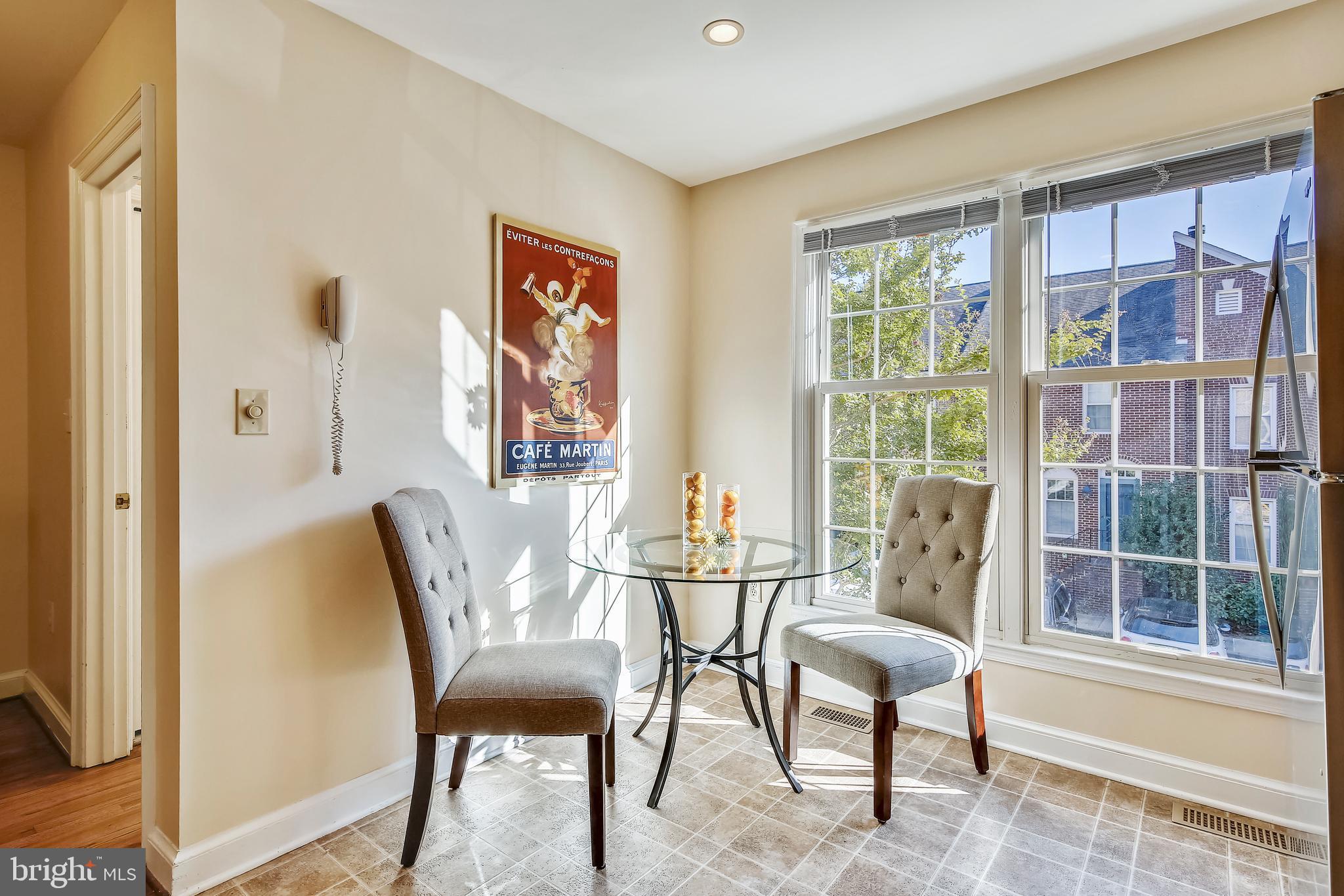 SHUTERS HILL - Residential