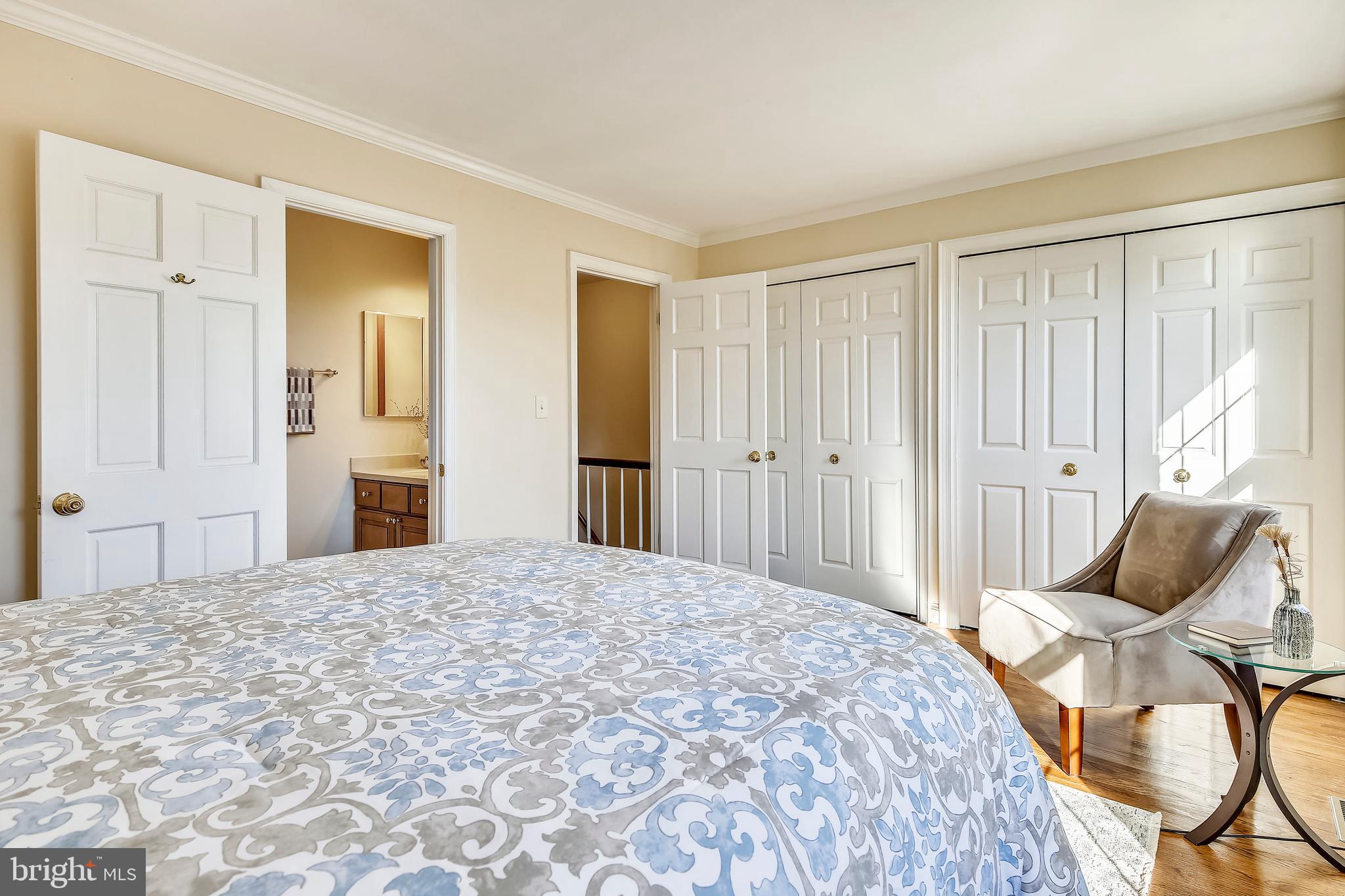 SHUTERS HILL - Residential