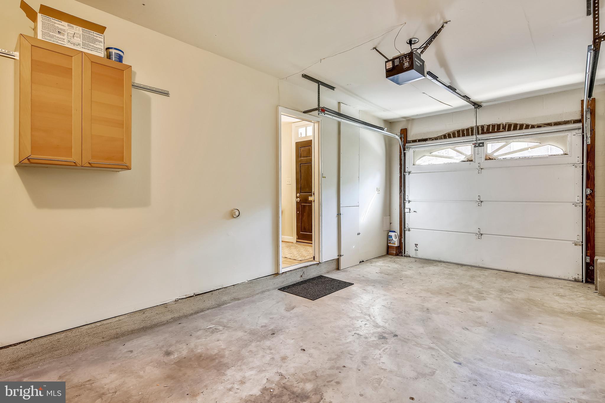 SHUTERS HILL - Residential