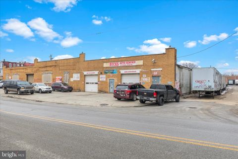 Photo of 2200 W Lafayette Avenue #1, BALTIMORE, MD 21216 (MLS # MDBA2202938)