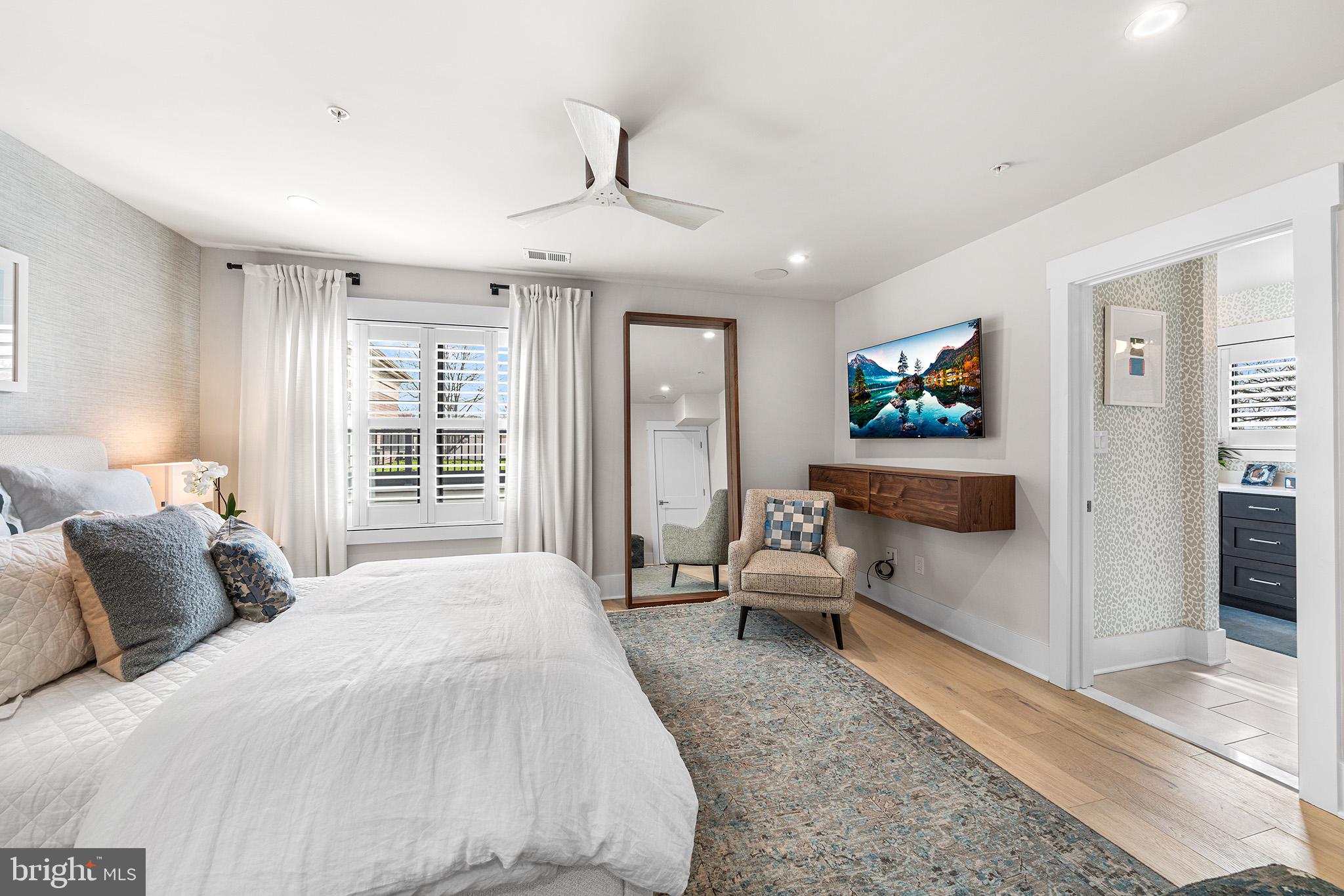 BROWNSTONES AT BERKLEY - Residential
