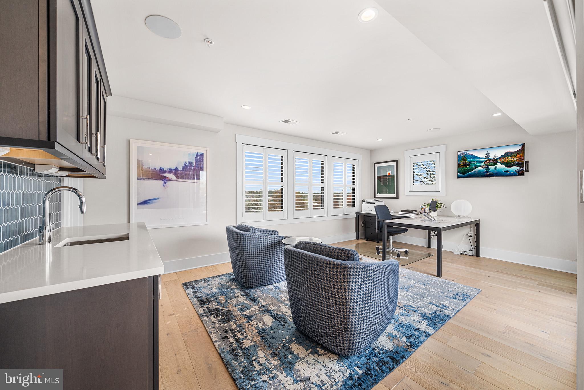 BROWNSTONES AT BERKLEY - Residential