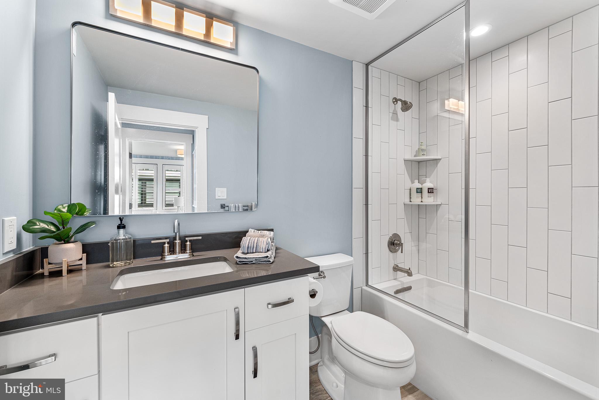 BROWNSTONES AT BERKLEY - Residential