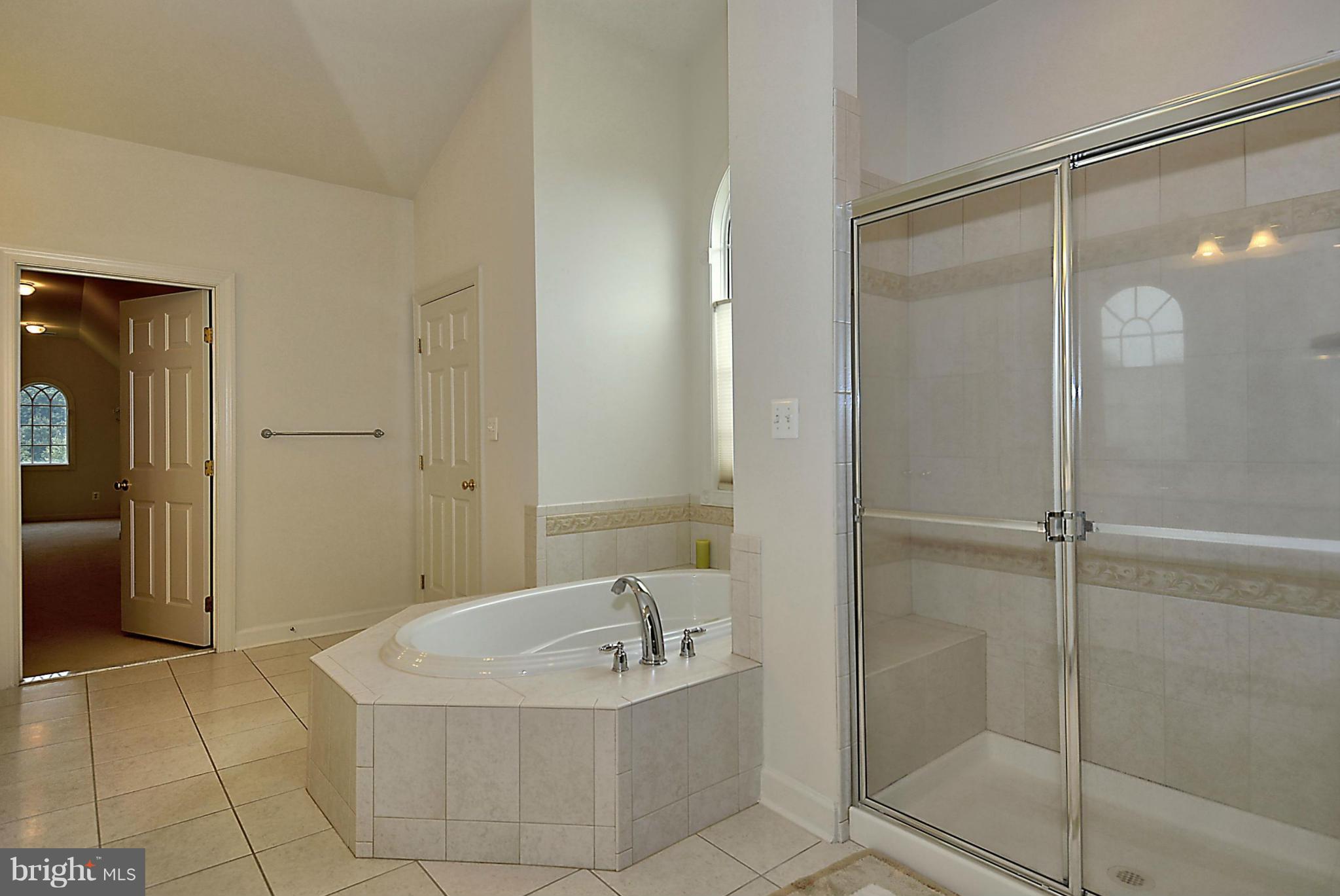 MAPLE RIDGE FARMS - Residential Lease