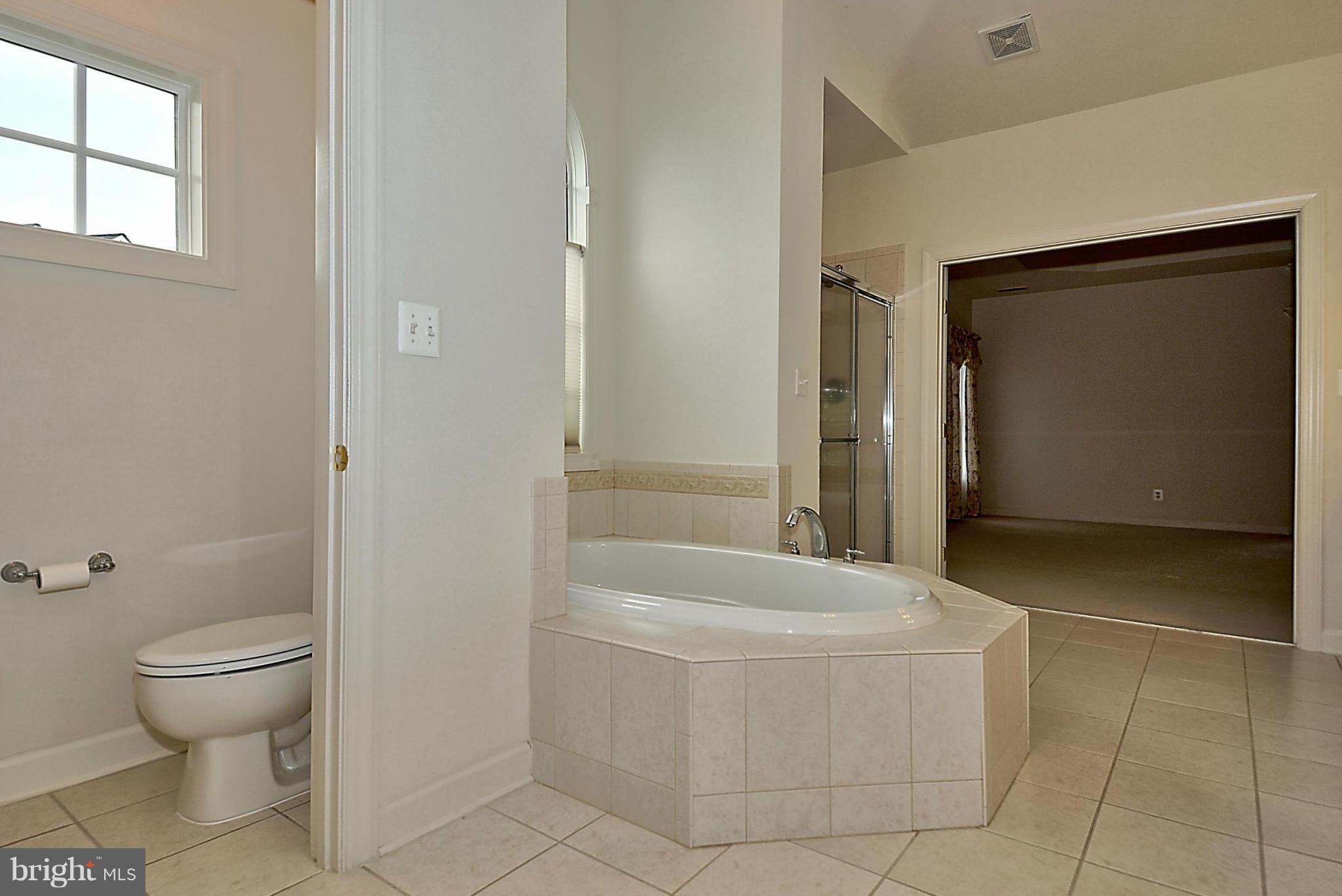 MAPLE RIDGE FARMS - Residential Lease