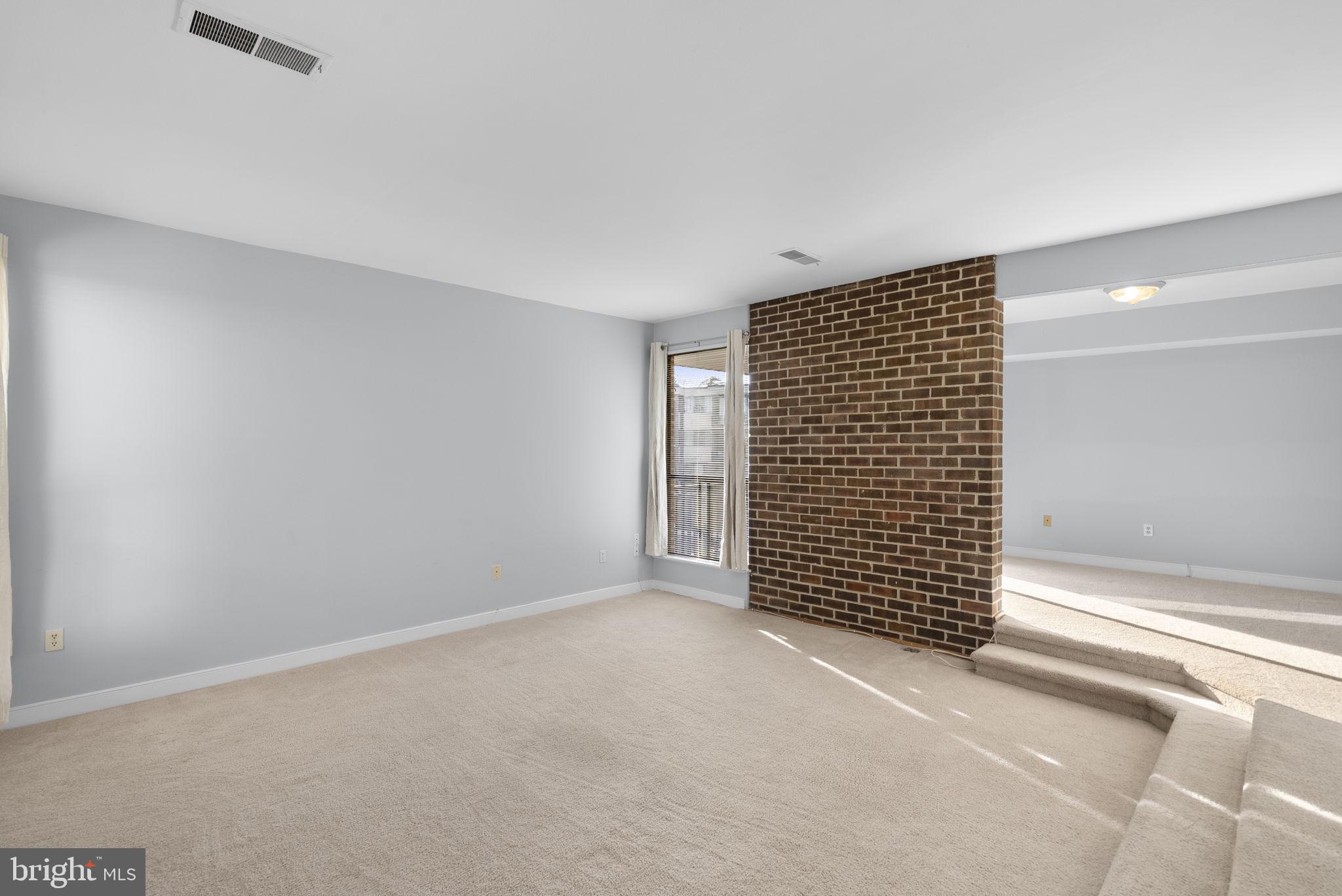 AMERICANA FINMARK - Residential