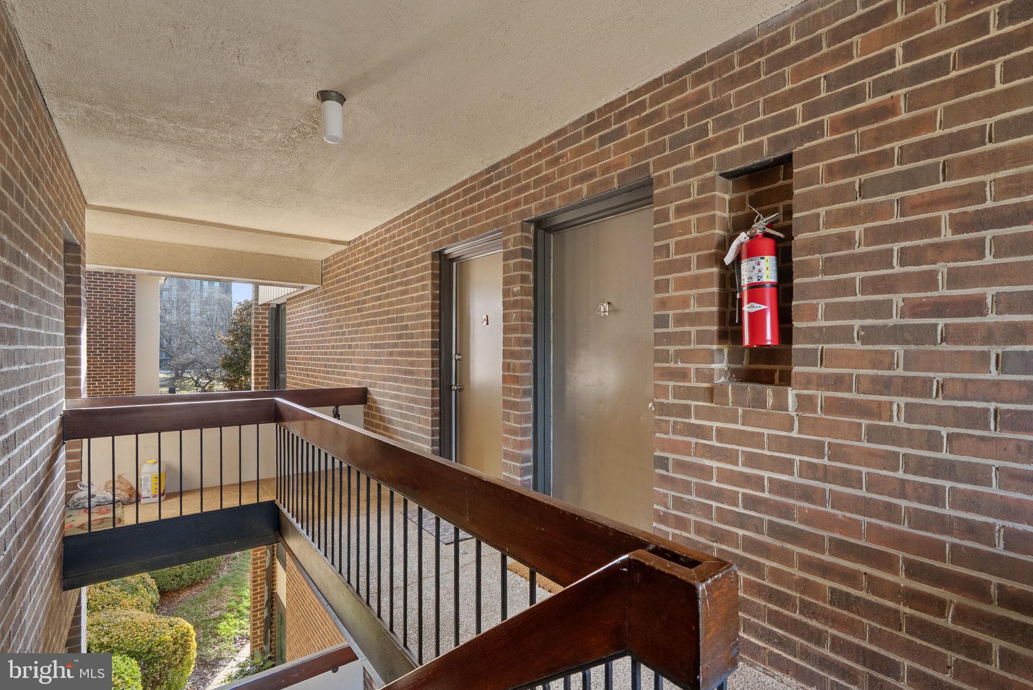 AMERICANA FINMARK - Residential