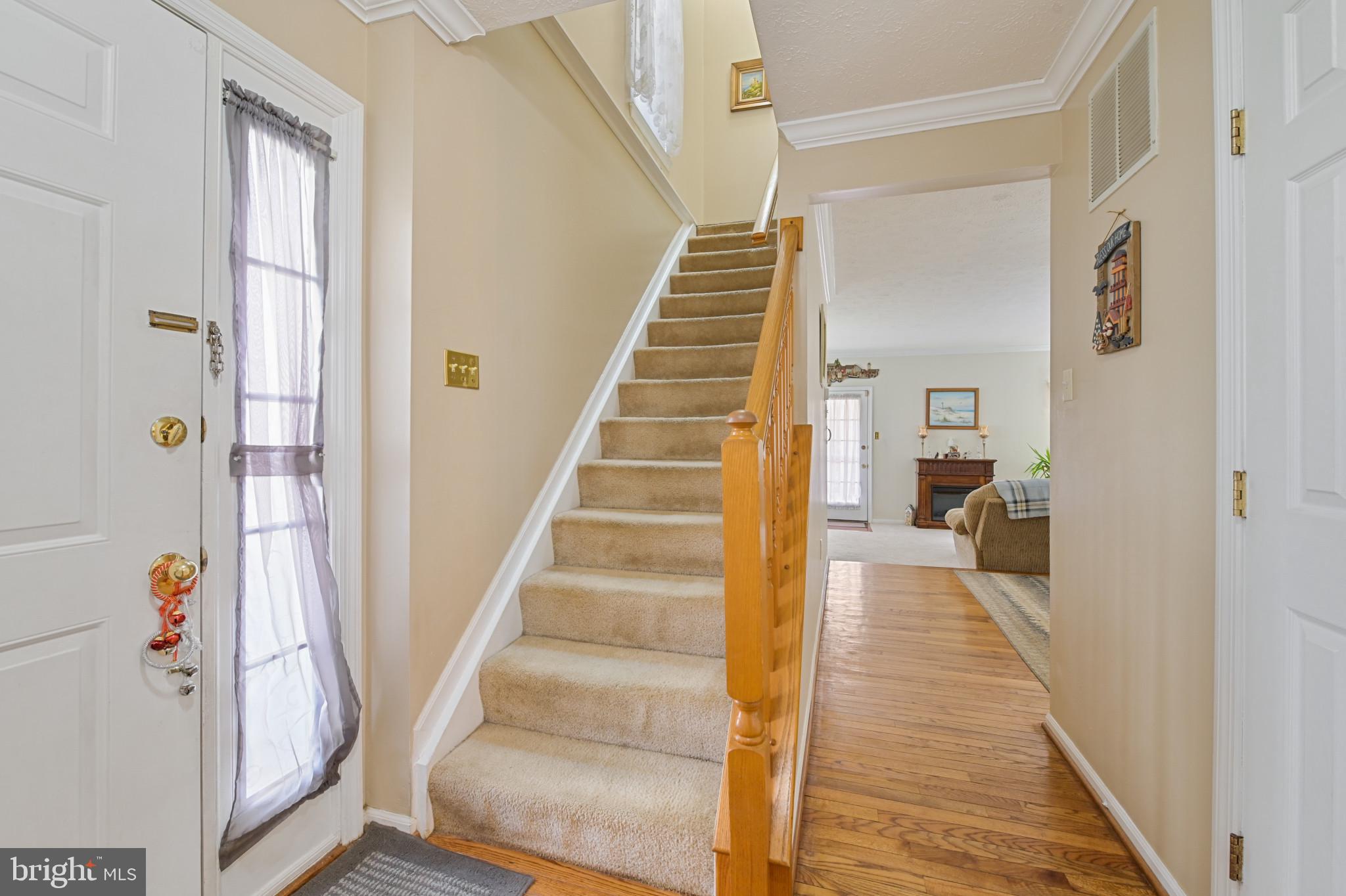 COUNTRY WALK - Residential