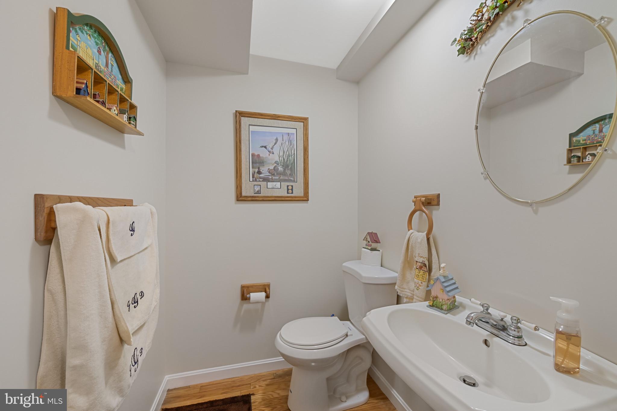 COUNTRY WALK - Residential