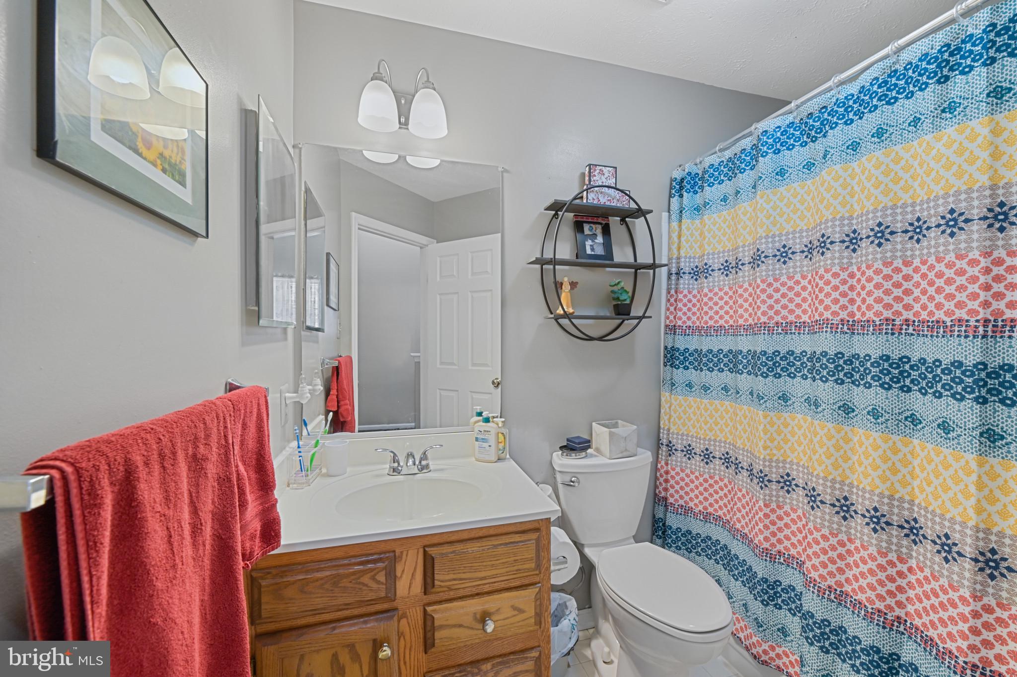 COUNTRY WALK - Residential