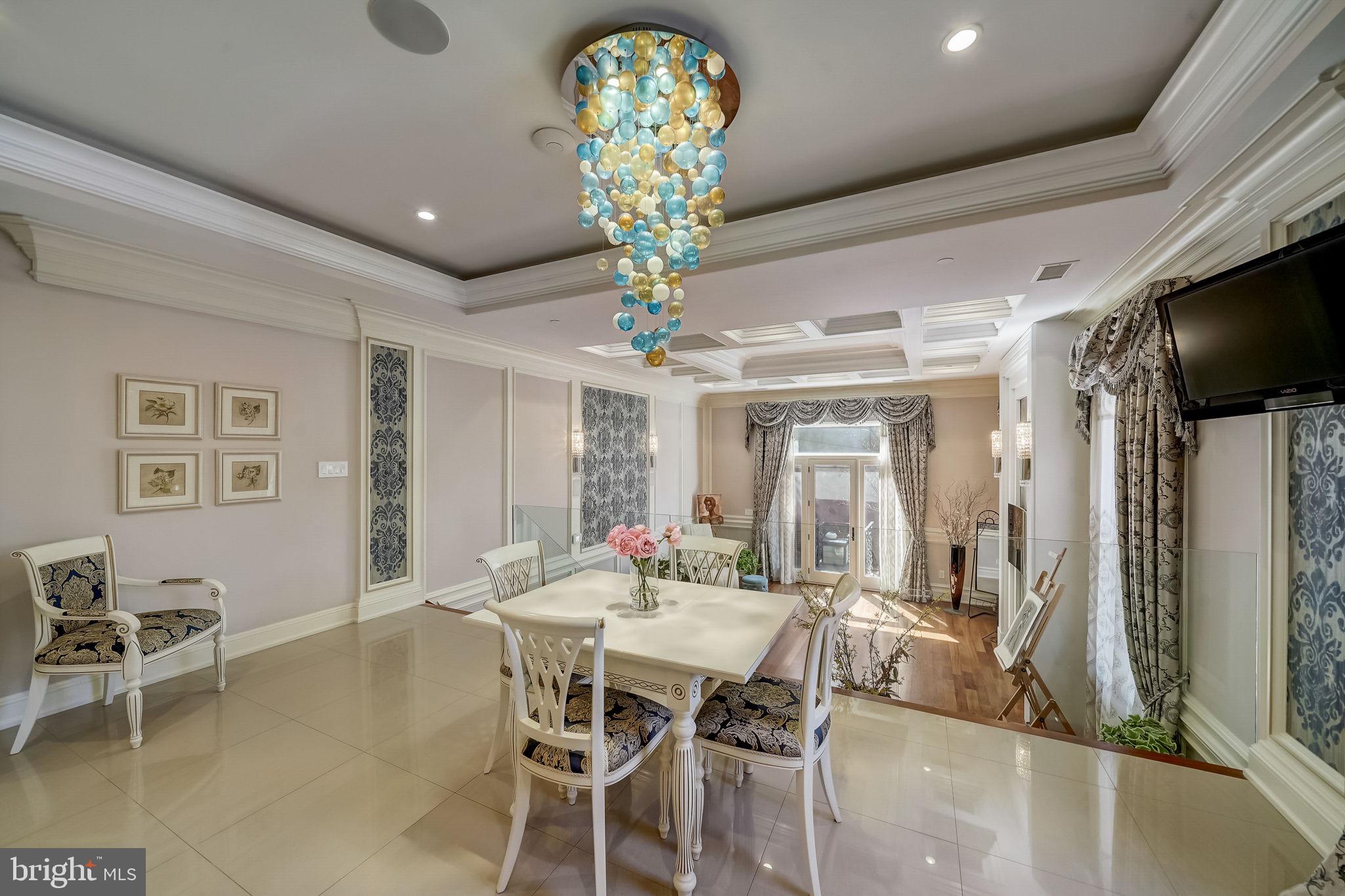 FAIRMOUNT - Residential