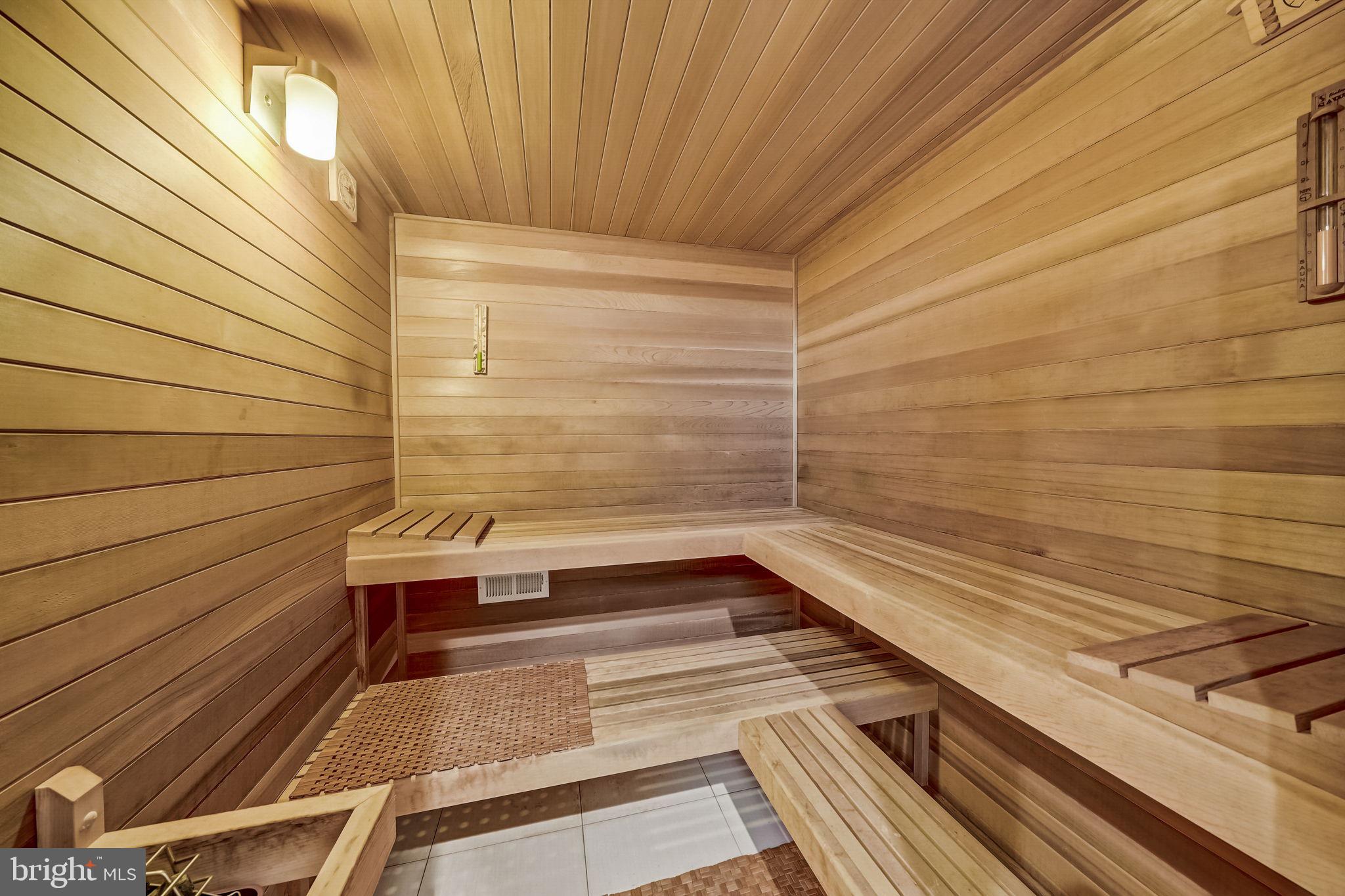 FAIRMOUNT - Residential