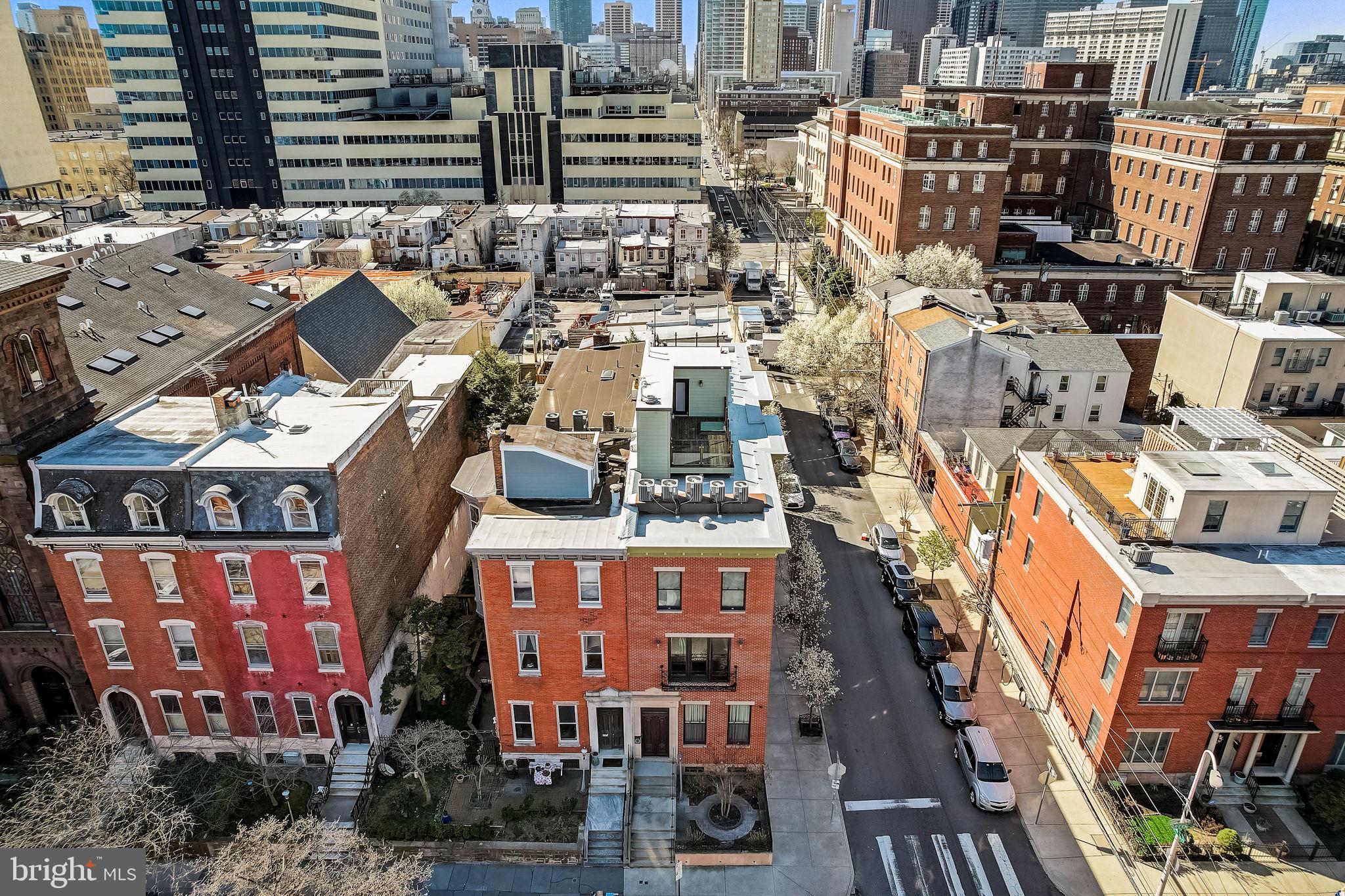 FAIRMOUNT - Residential